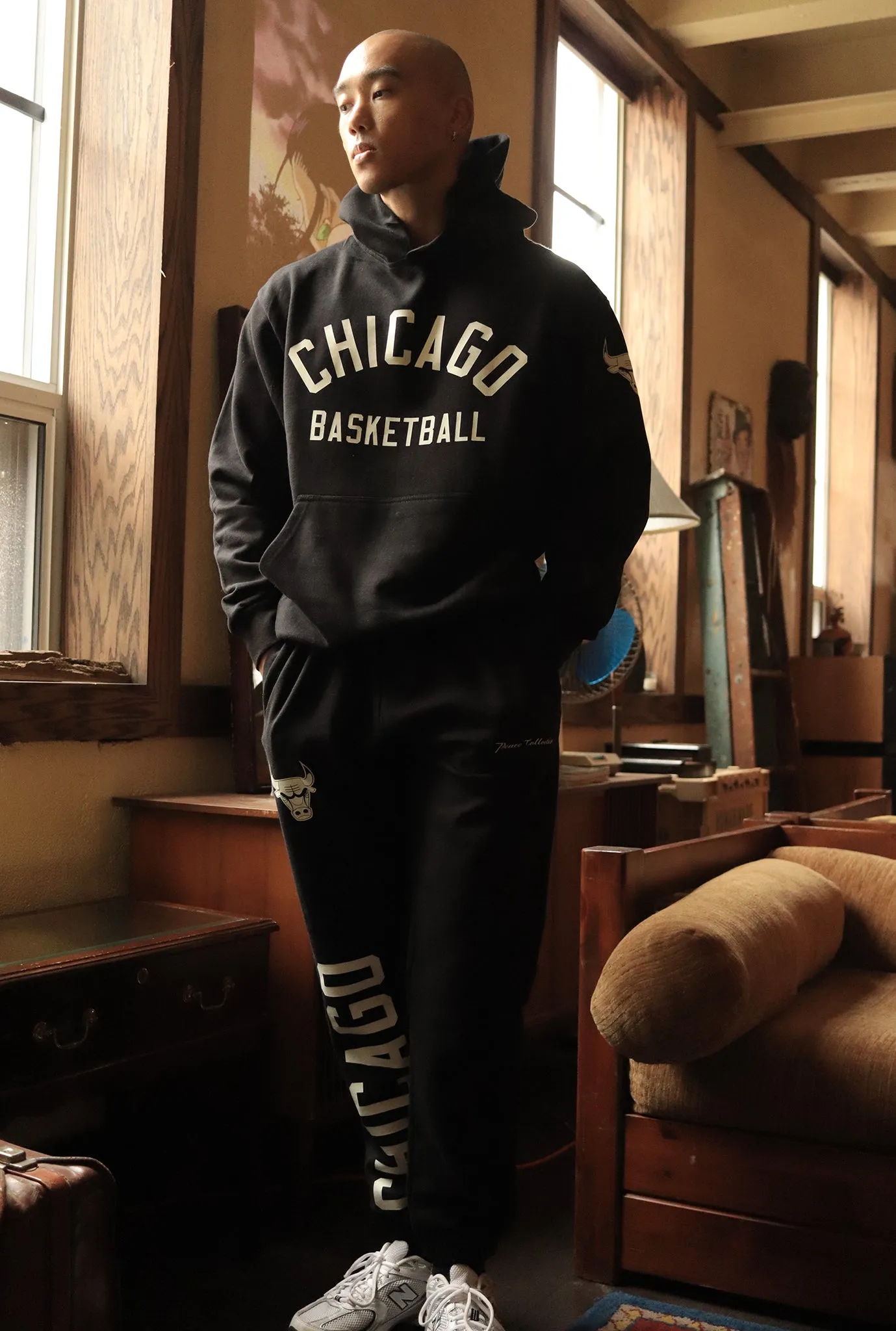 Chicago Bulls Heavyweight Jogger - Black sold by Peace-Collective product image thumbnail 2