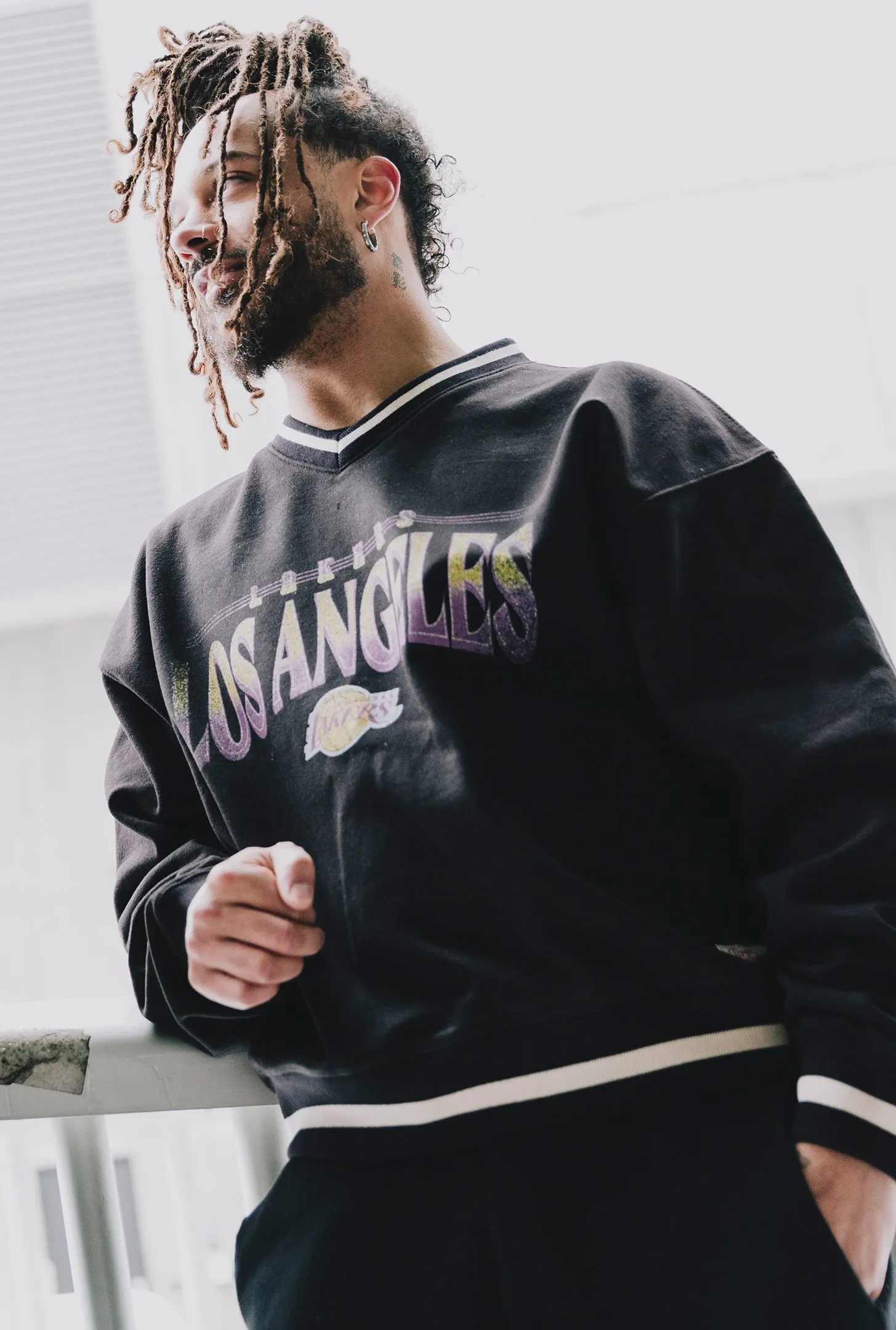 Los Angeles Lakers Ribbed Heavyweight Crewneck - Black sold by Peace-Collective product image thumbnail 4