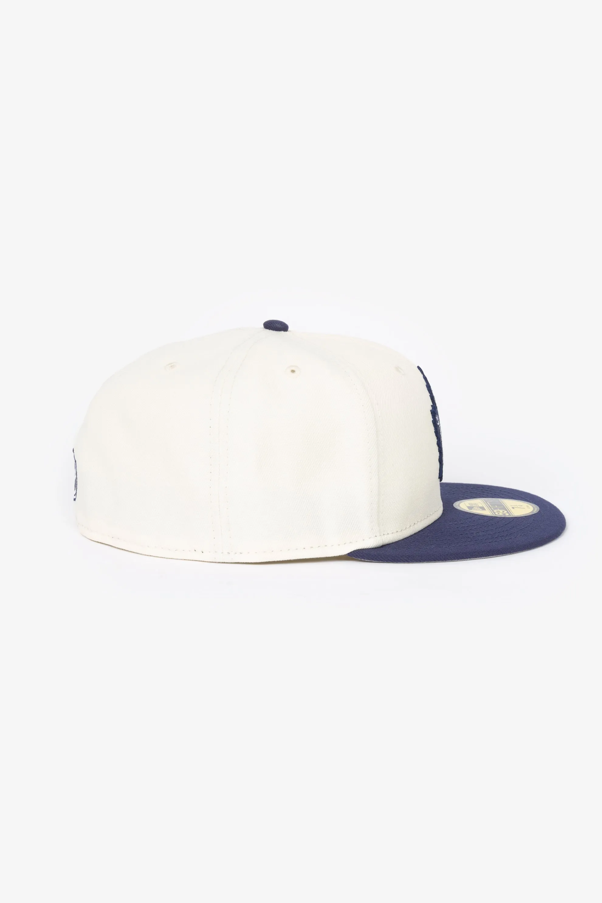 Toronto Maple Leafs 59FIFTY Fitted Cap - Chrome sold by Peace-Collective product image thumbnail 2
