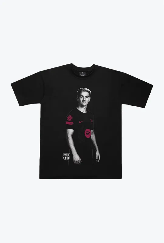 FC Barcelona: Gavi Icon Heavyweight T-Shirt - Black made by Peace-Collective