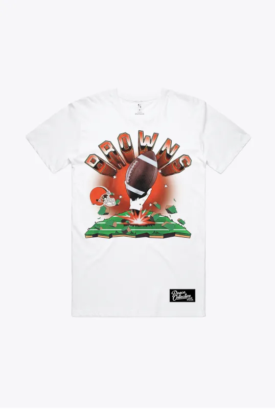 Cleveland Browns Vintage Clubhouse T-Shirt - White made by Peace-Collective