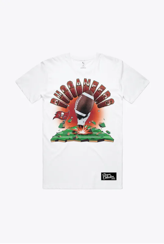 Tampa Bay Buccaneers Vintage Clubhouse T-Shirt - White made by Peace-Collective