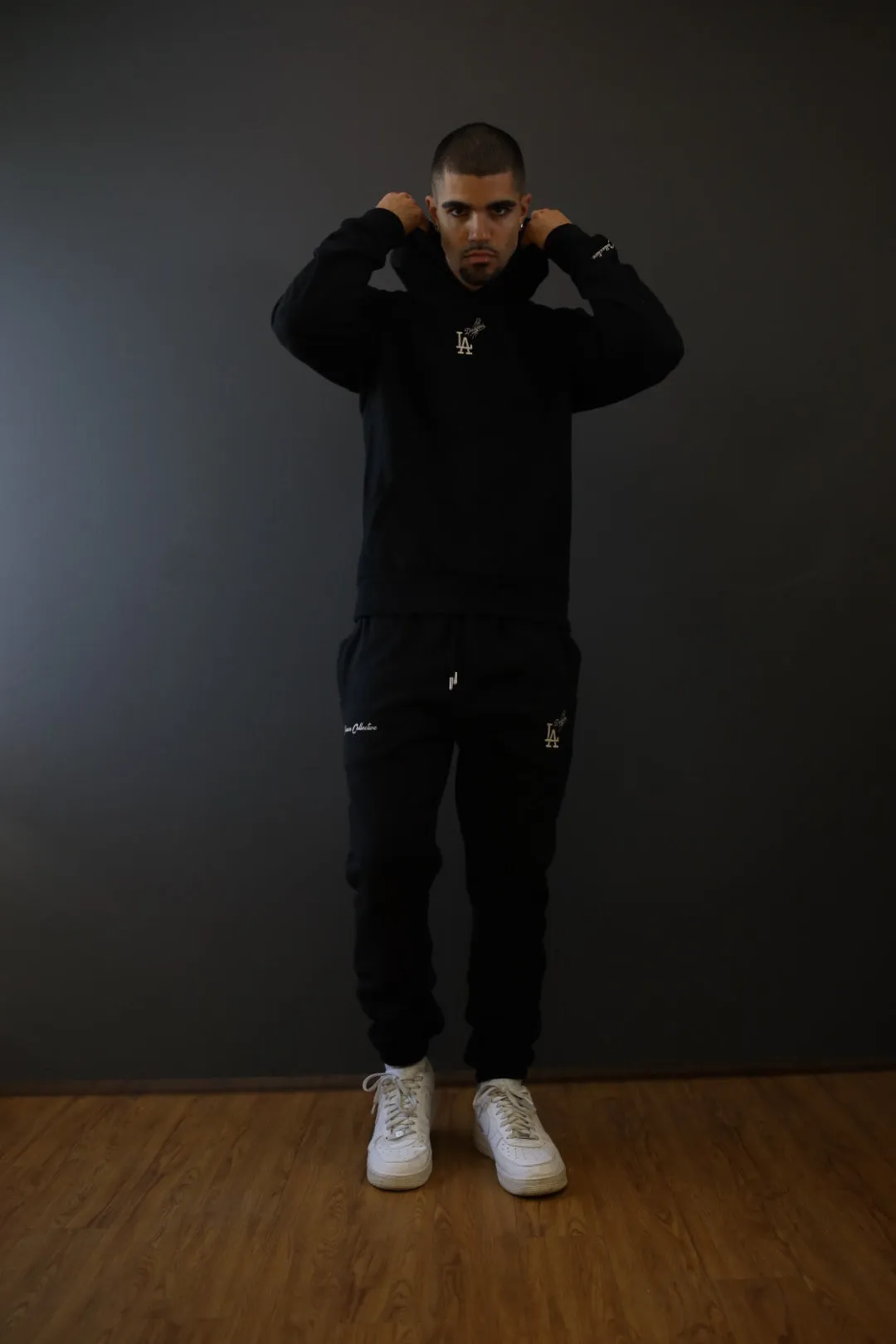 Los Angeles Dodgers Heavyweight Jogger - Black sold by Peace-Collective product image thumbnail 3