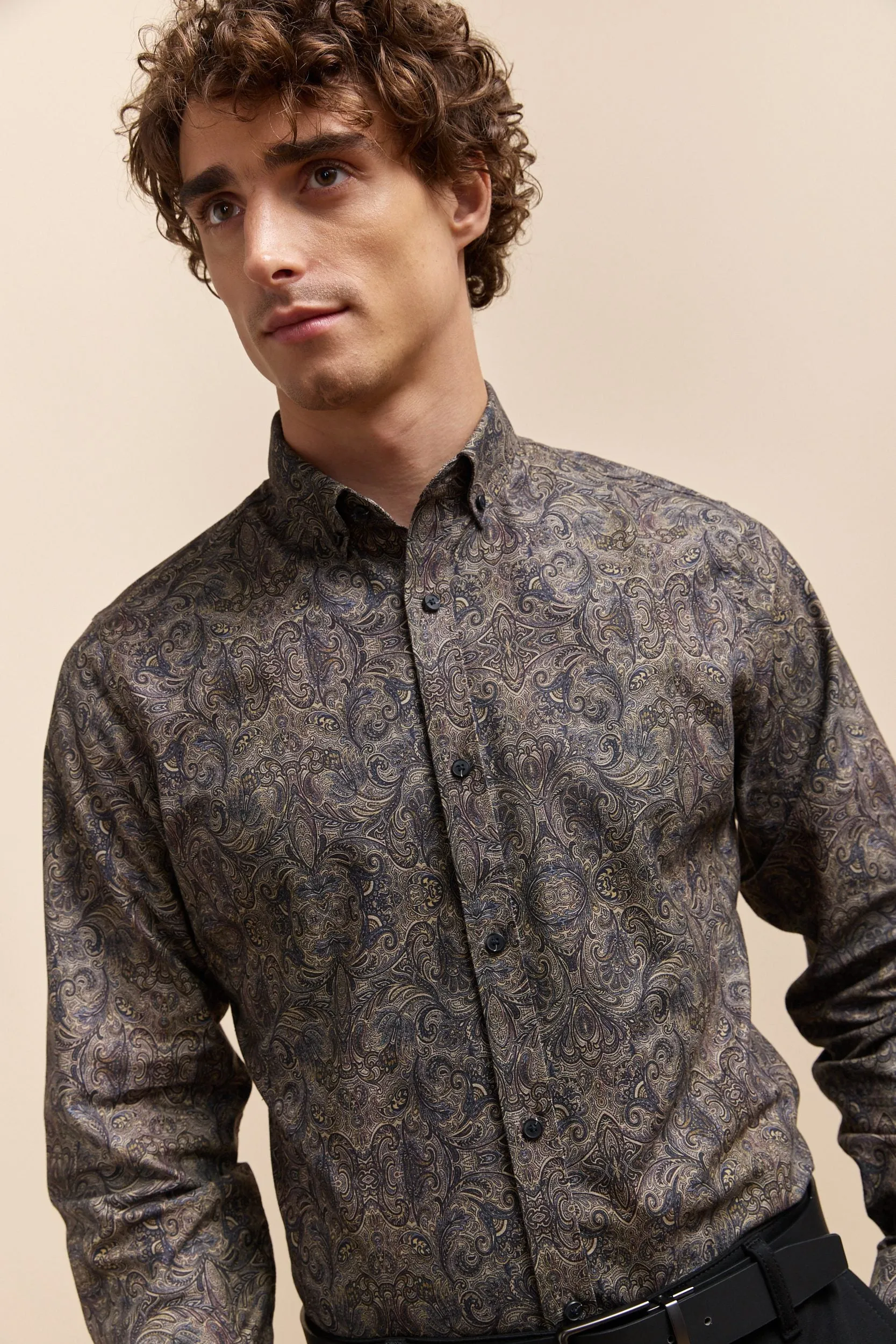 Paisley print fitted shirt with button down collar sold by Tristan Style product image thumbnail 3