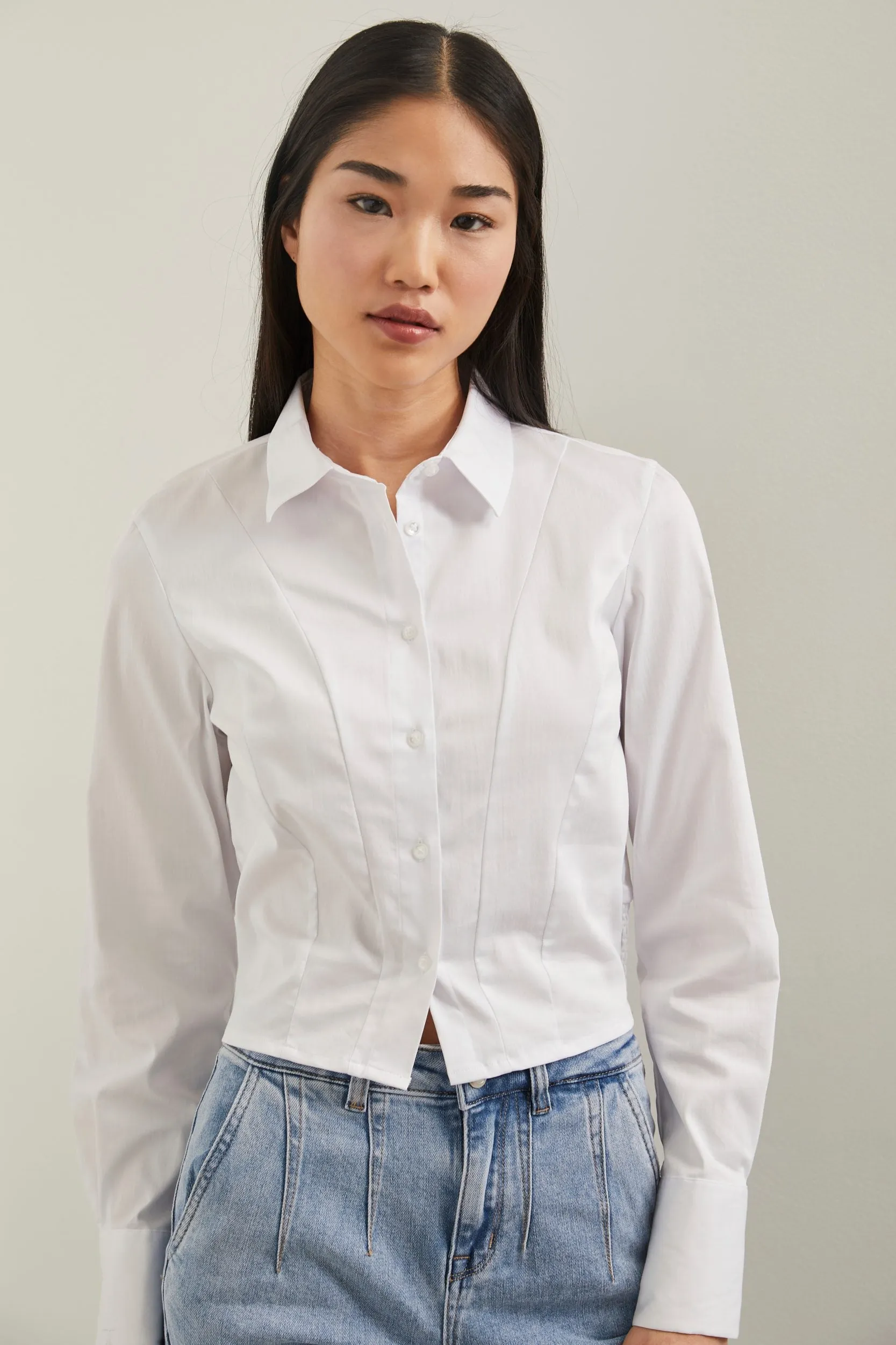 Cropped blouse with princess cuts sold by Tristan Style product image thumbnail 2