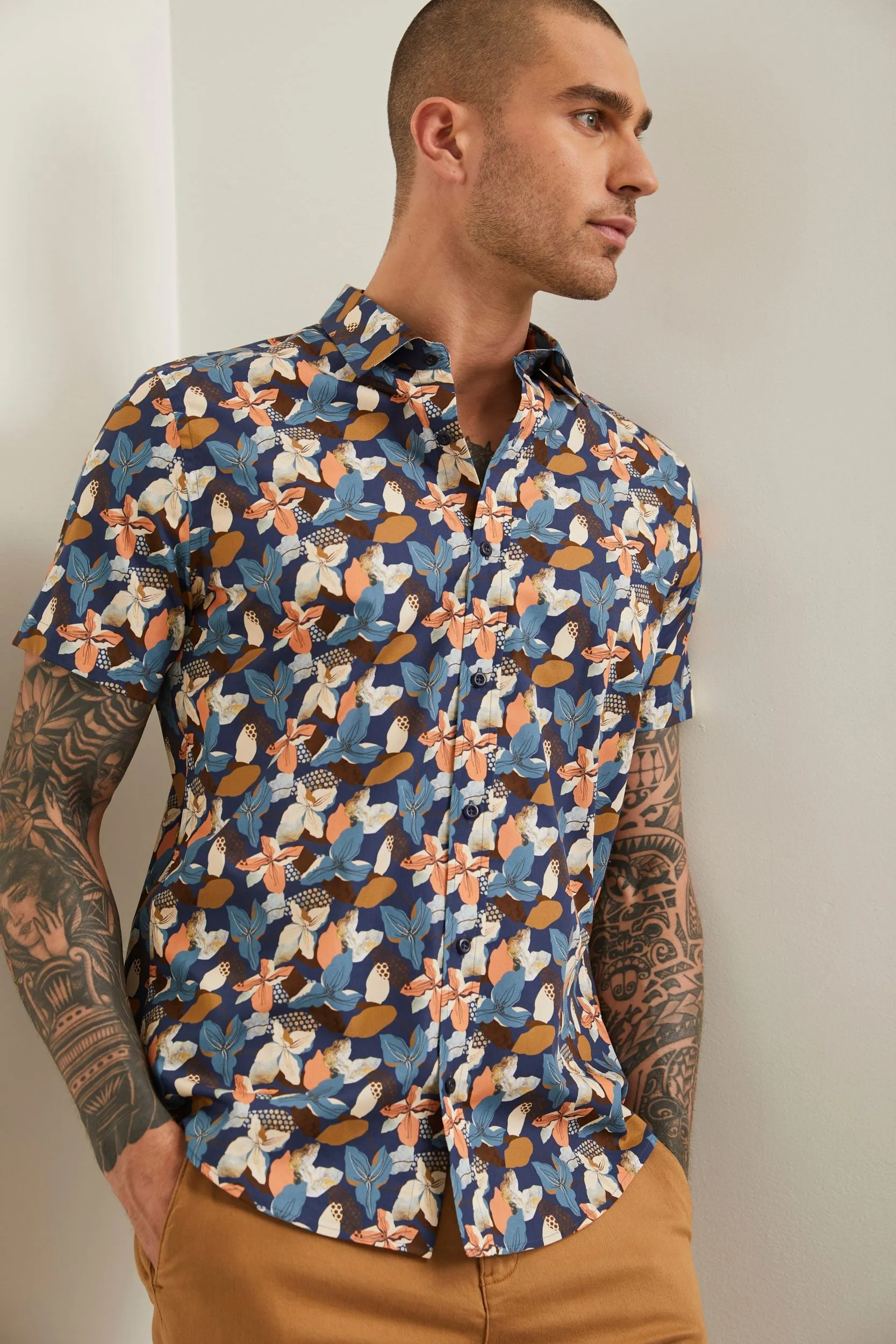 Fitted floral print shirt sold by Tristan Style