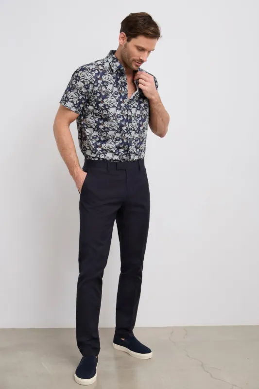 Solid colour slim fit pants sold by Tristan Style