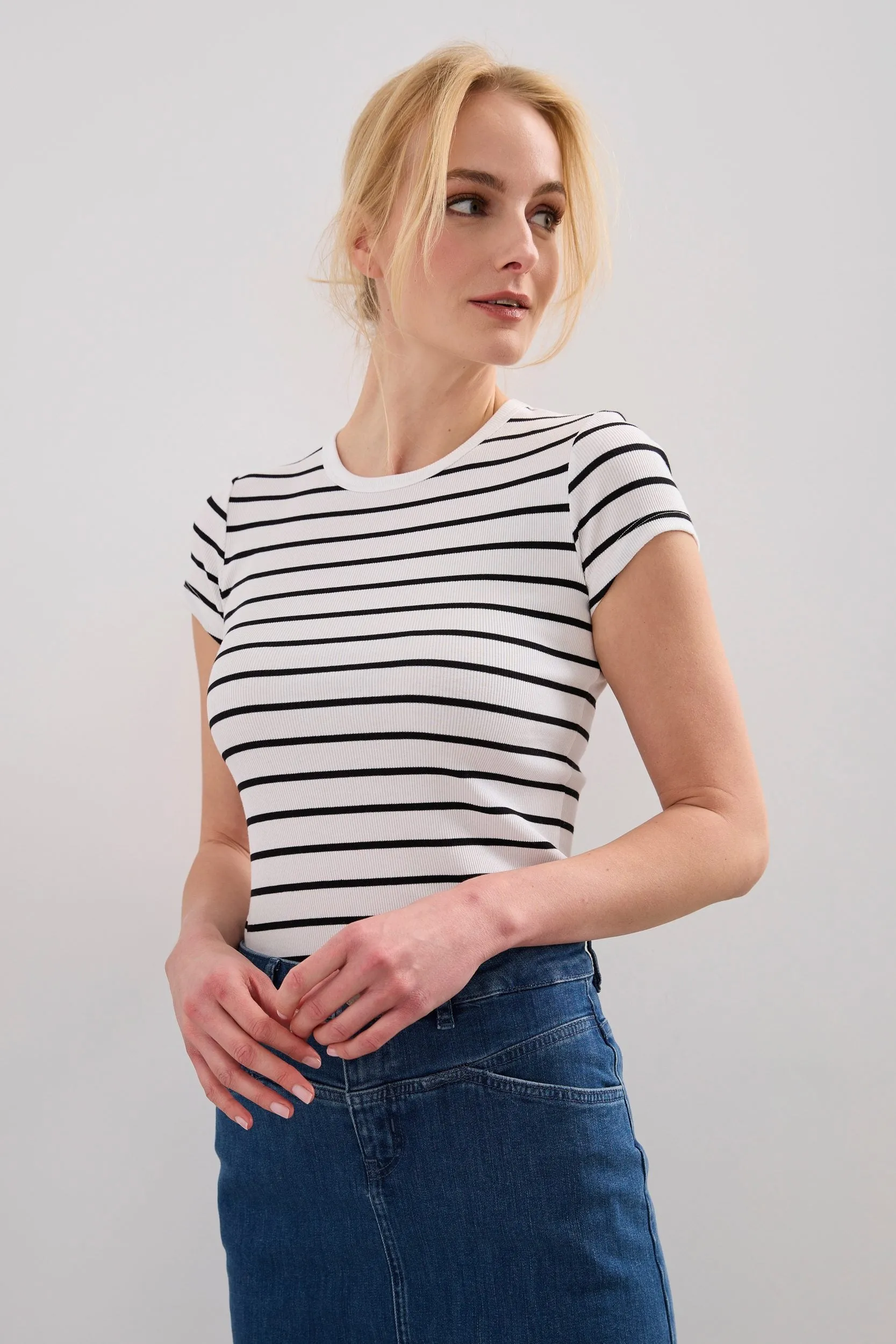 Ribbed striped t-shirt with cr sold by Tristan Style