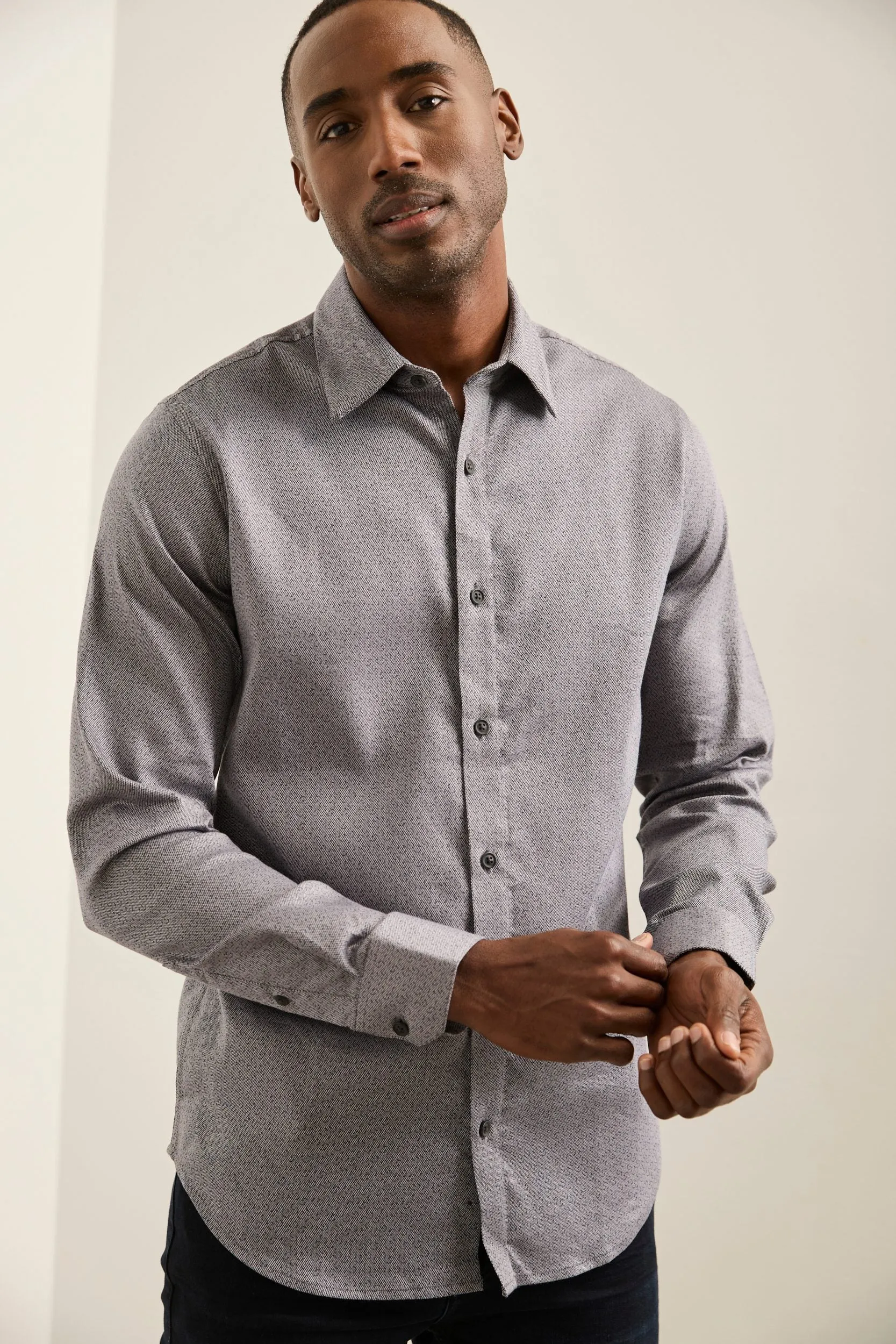 Fitted stretch shirt with prin sold by Tristan Style