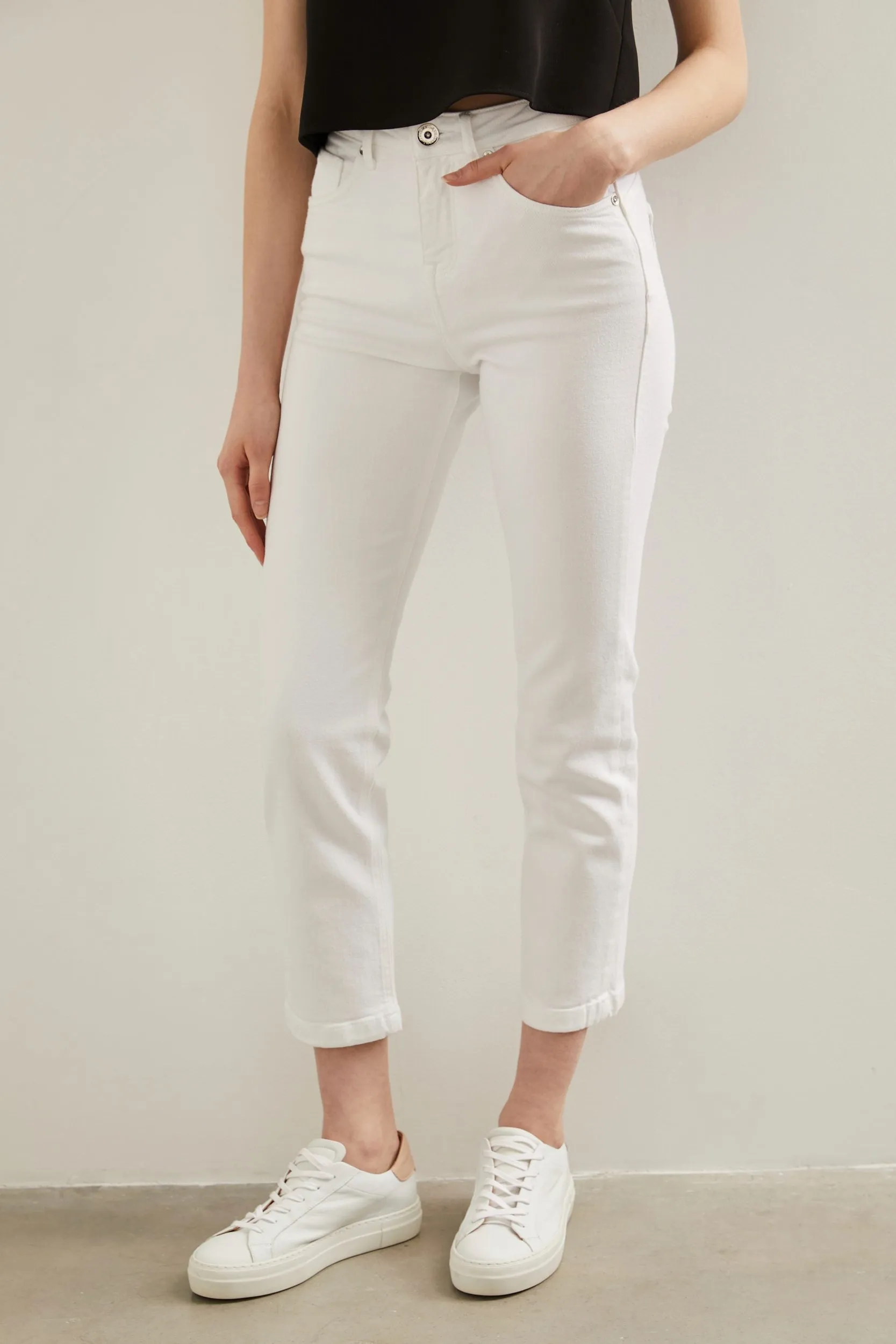 Push up cropped jean sold by Tristan Style product image thumbnail 2