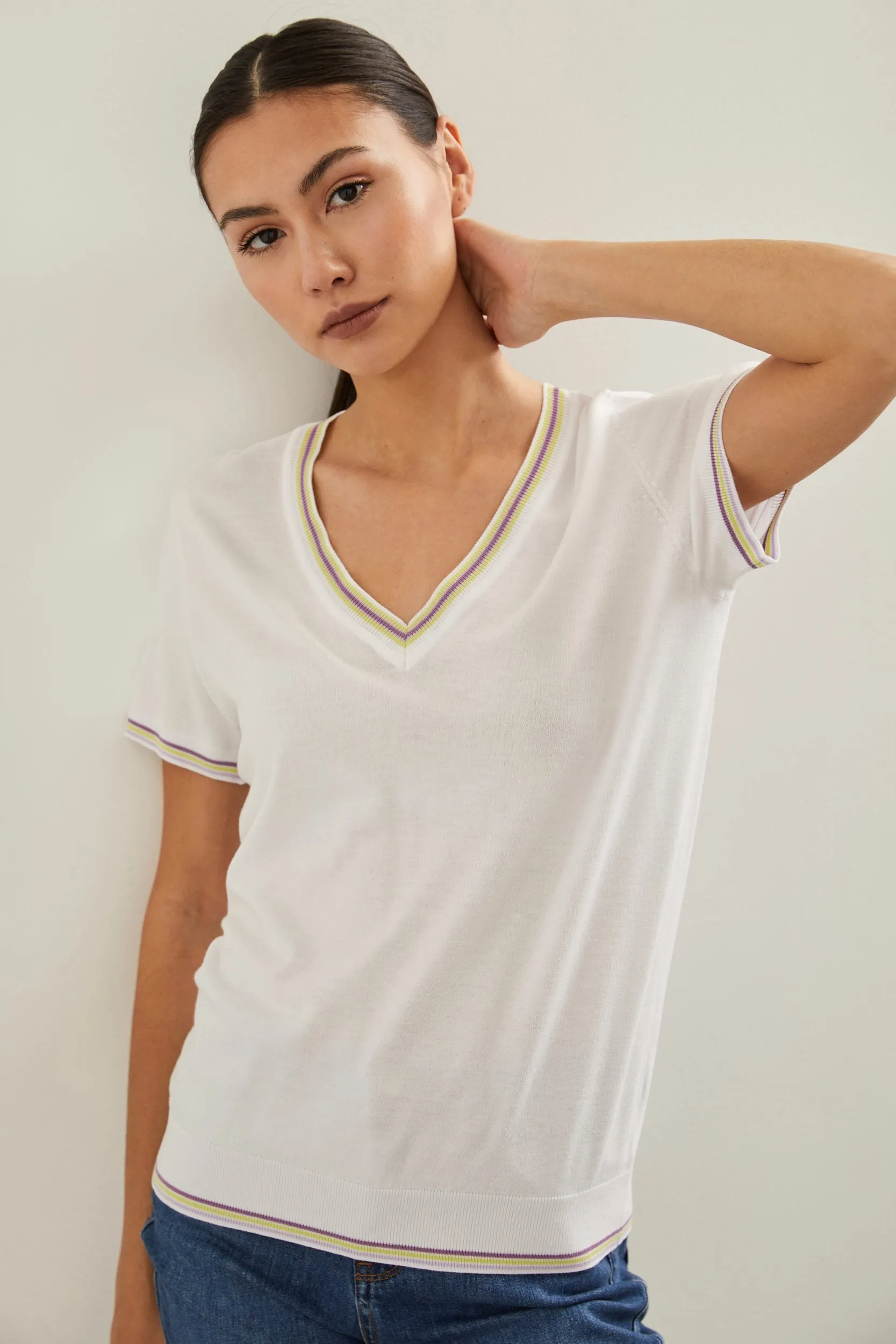 Short sleeve V neck sweater sold by Tristan Style