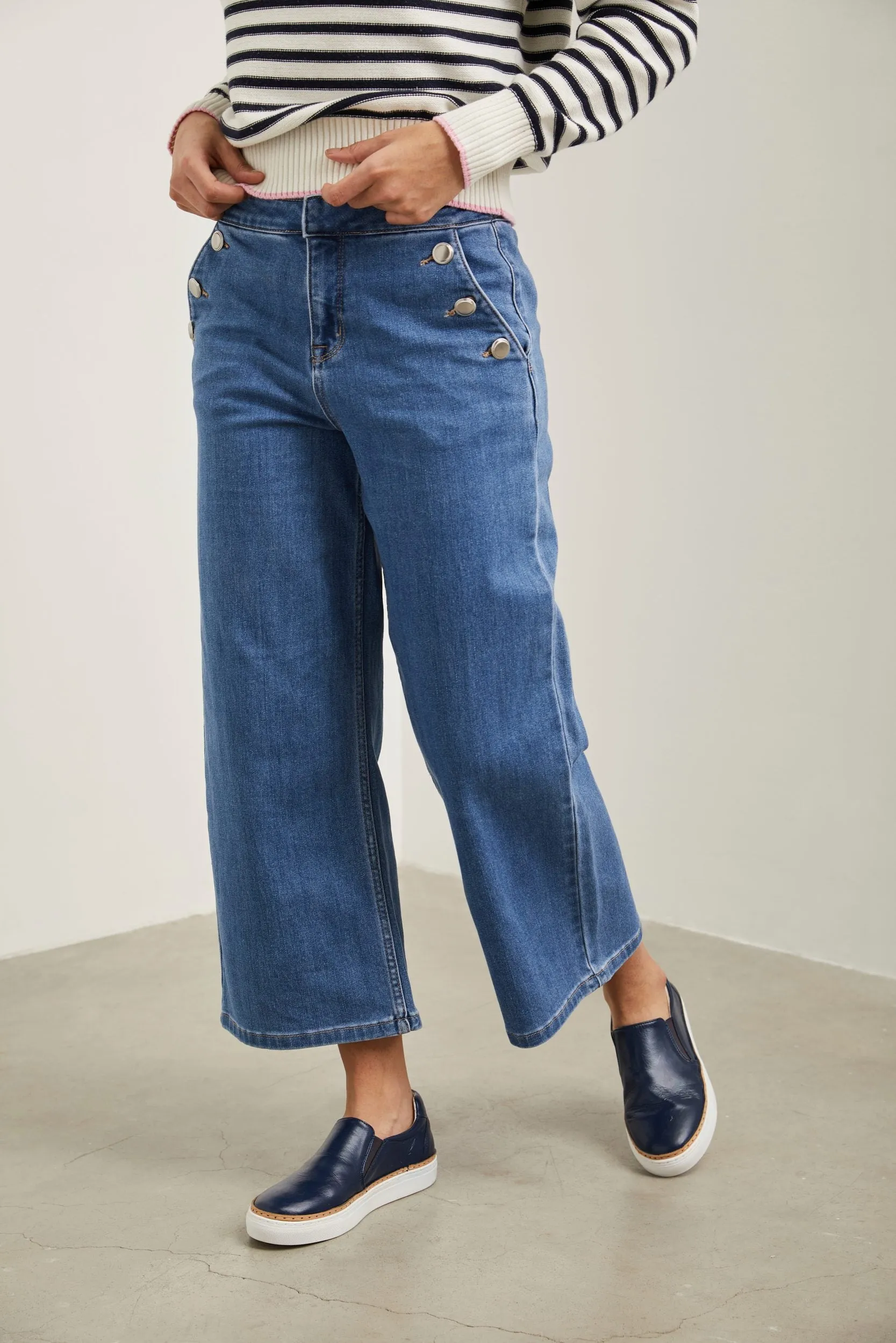 Wide leg crop high waist pant sold by Tristan Style product image thumbnail 4