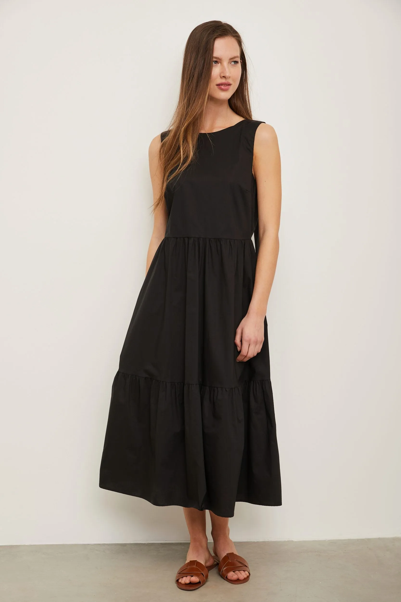 Poplin dress with open back sold by Tristan Style product image thumbnail 2