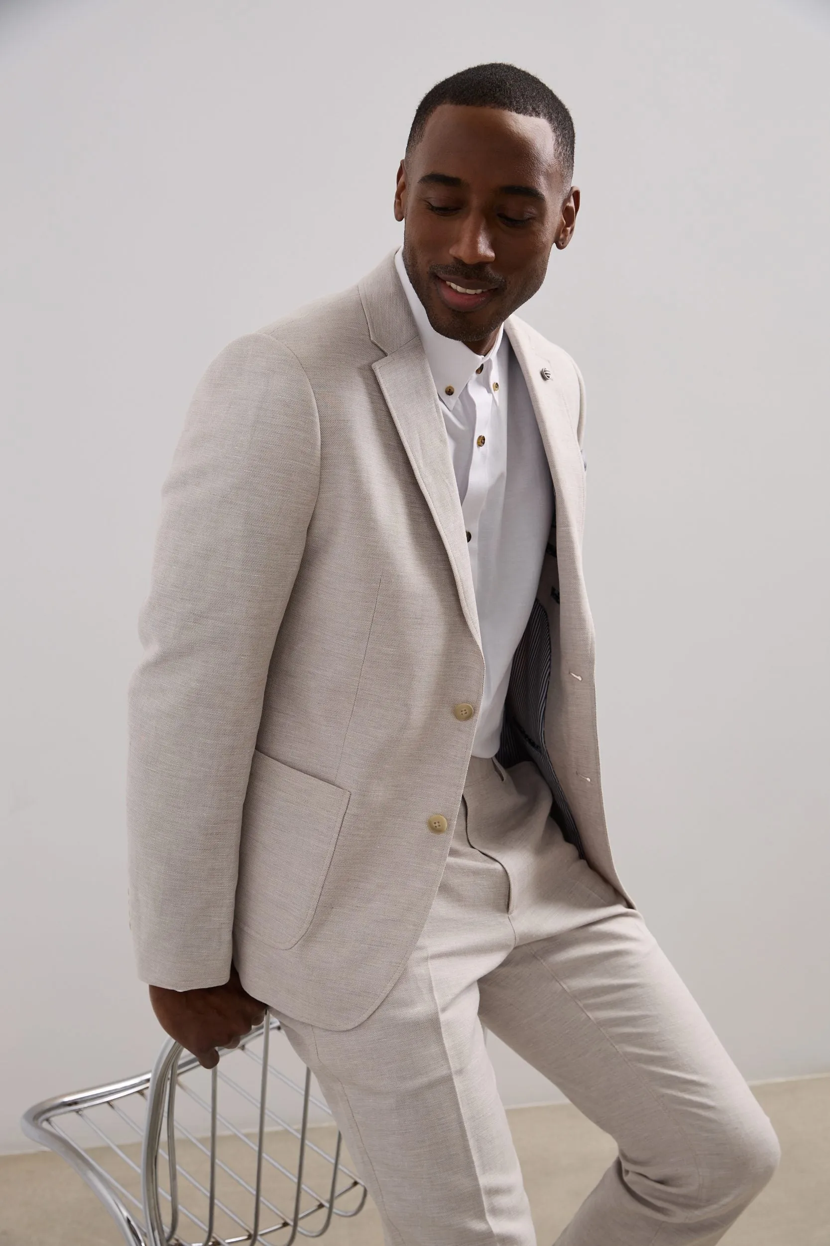 Fitted linen blazer sold by Tristan Style product image thumbnail 4