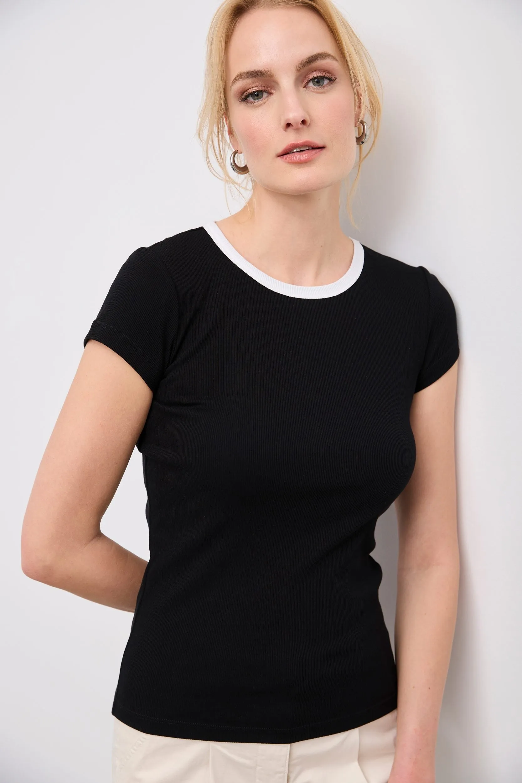 Rib t-shirt with crew neck sold by Tristan Style product image thumbnail 3