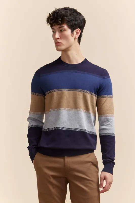 Color block crew neck sweater sold by Tristan Style