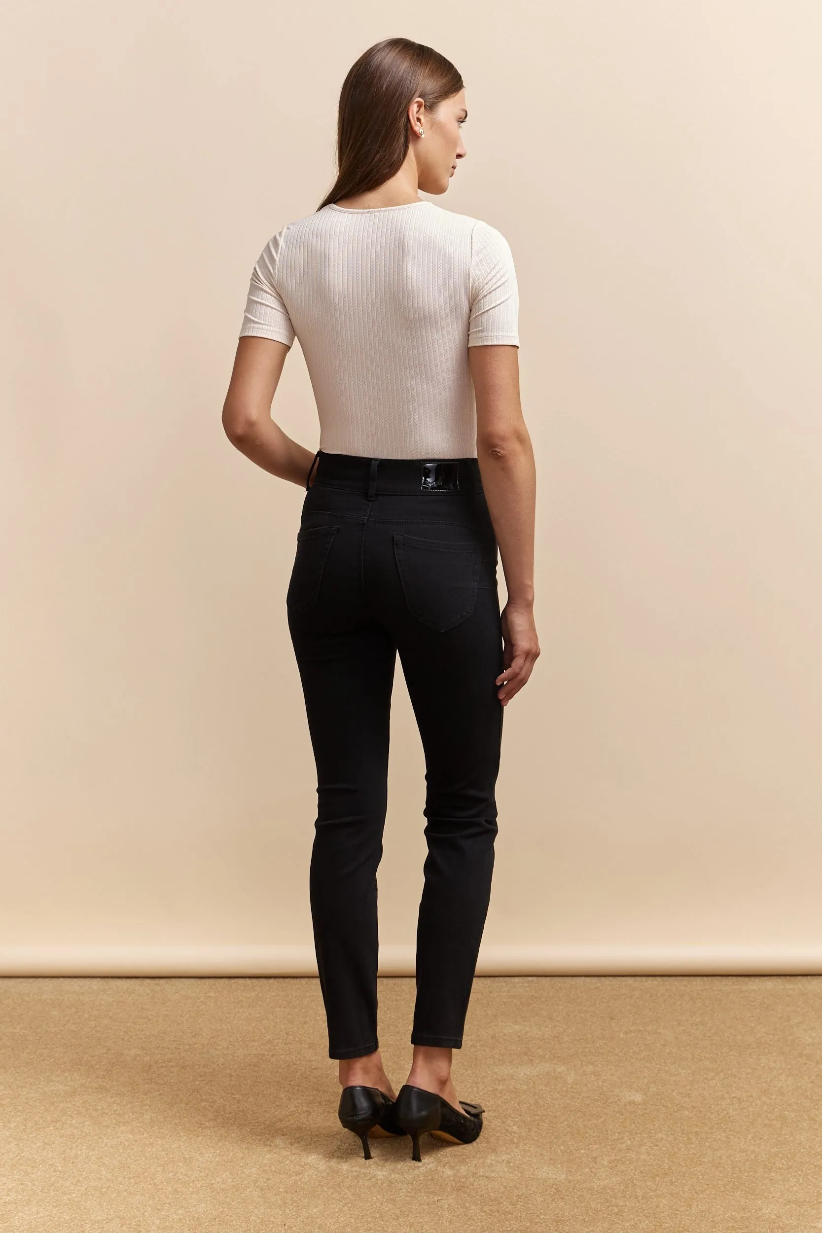 Push up high waist slim jean sold by Tristan Style product image thumbnail 3