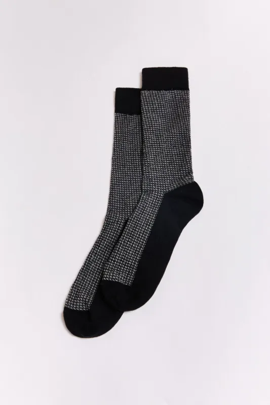 Houndstooth socks sold by Tristan Style