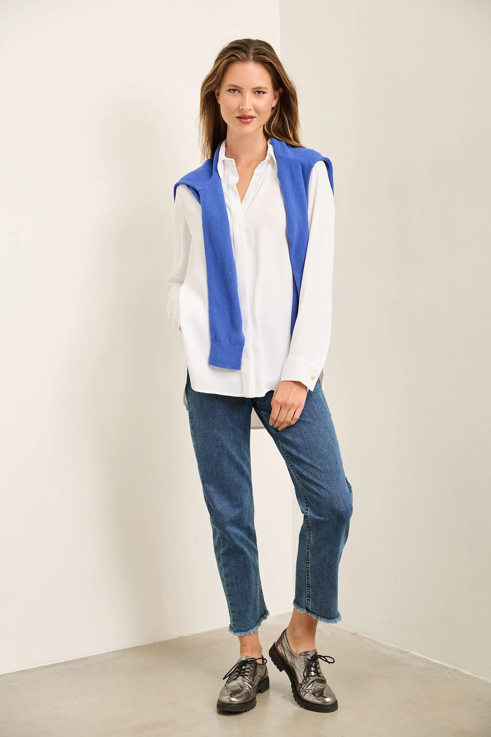 Oversized Blouse With Refined Buttons sold by Tristan Style product image thumbnail 2