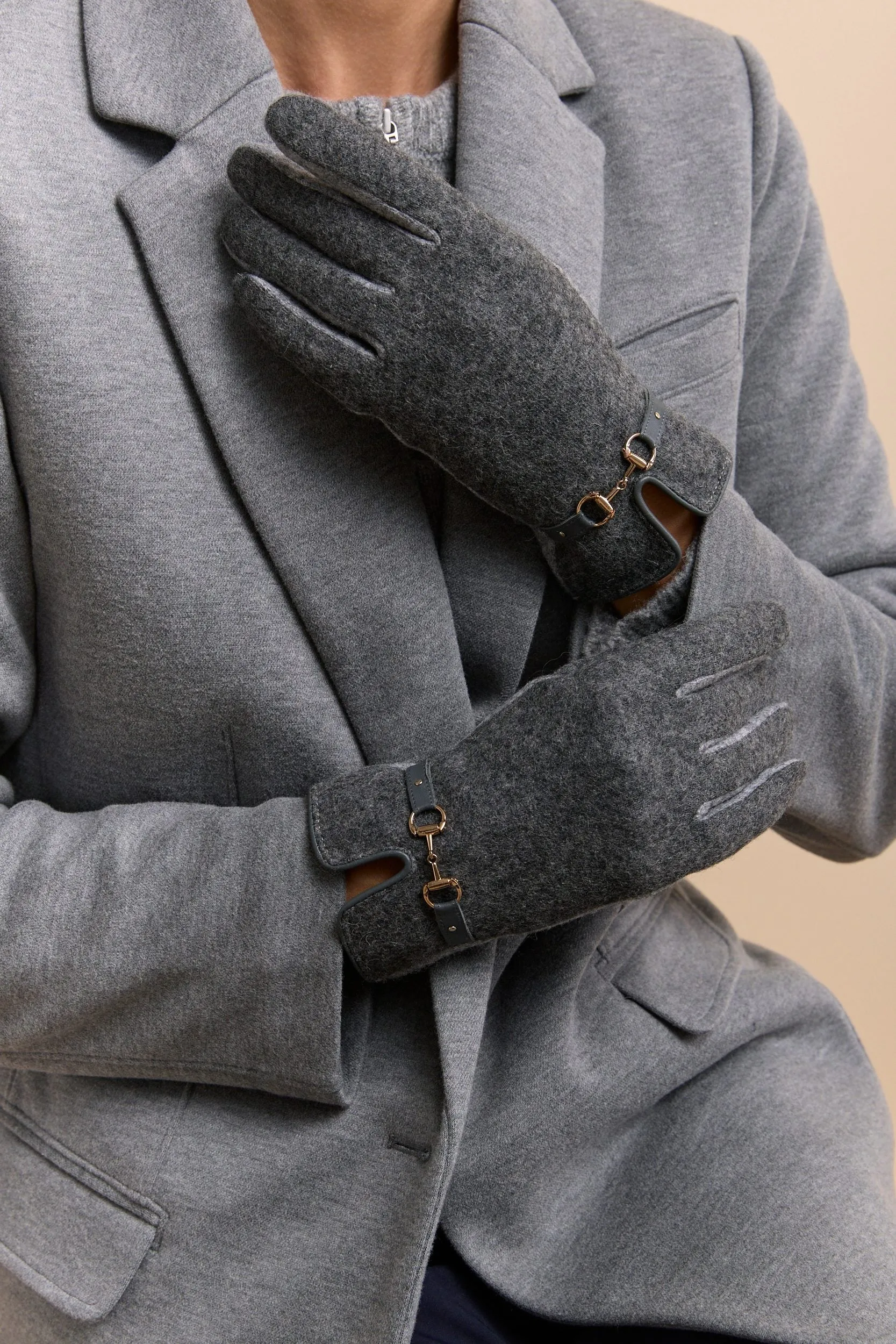 2 tone wool gloves sold by Tristan Style