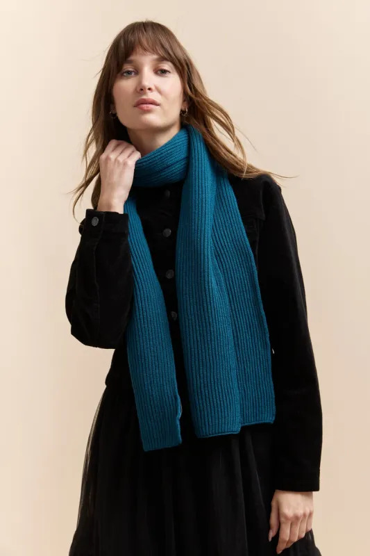Knitted scarf sold by Tristan Style