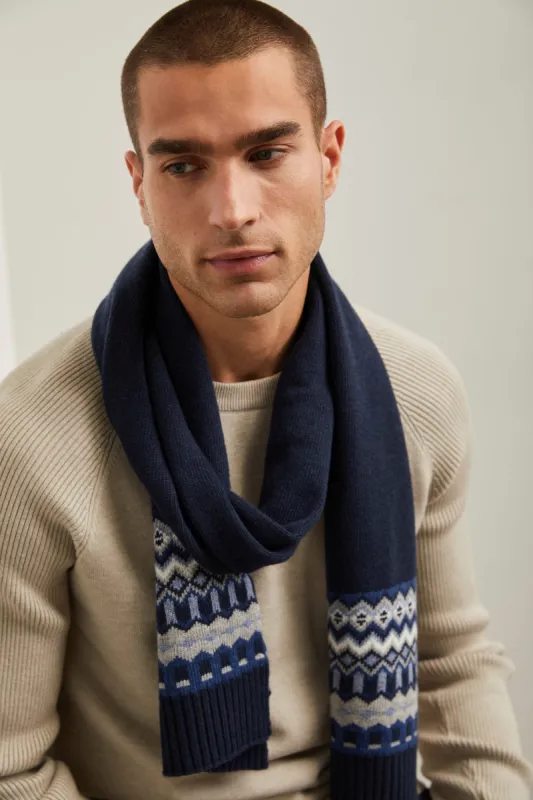 Jacquard scarf sold by Tristan Style