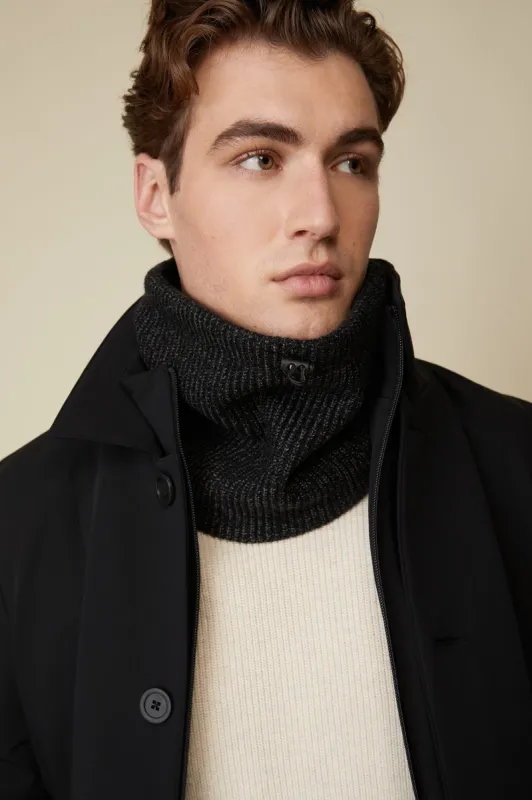 Knitted collar with drawstring sold by Tristan Style
