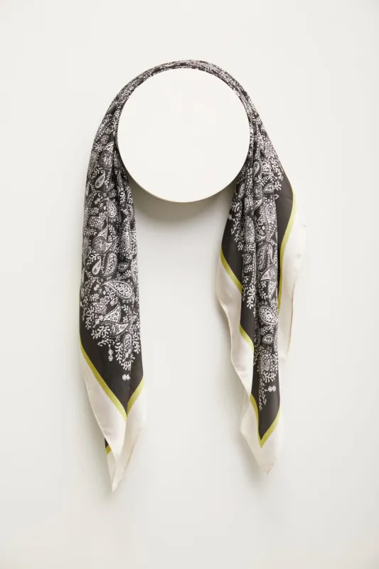 Scarf with paisley print sold by Tristan Style