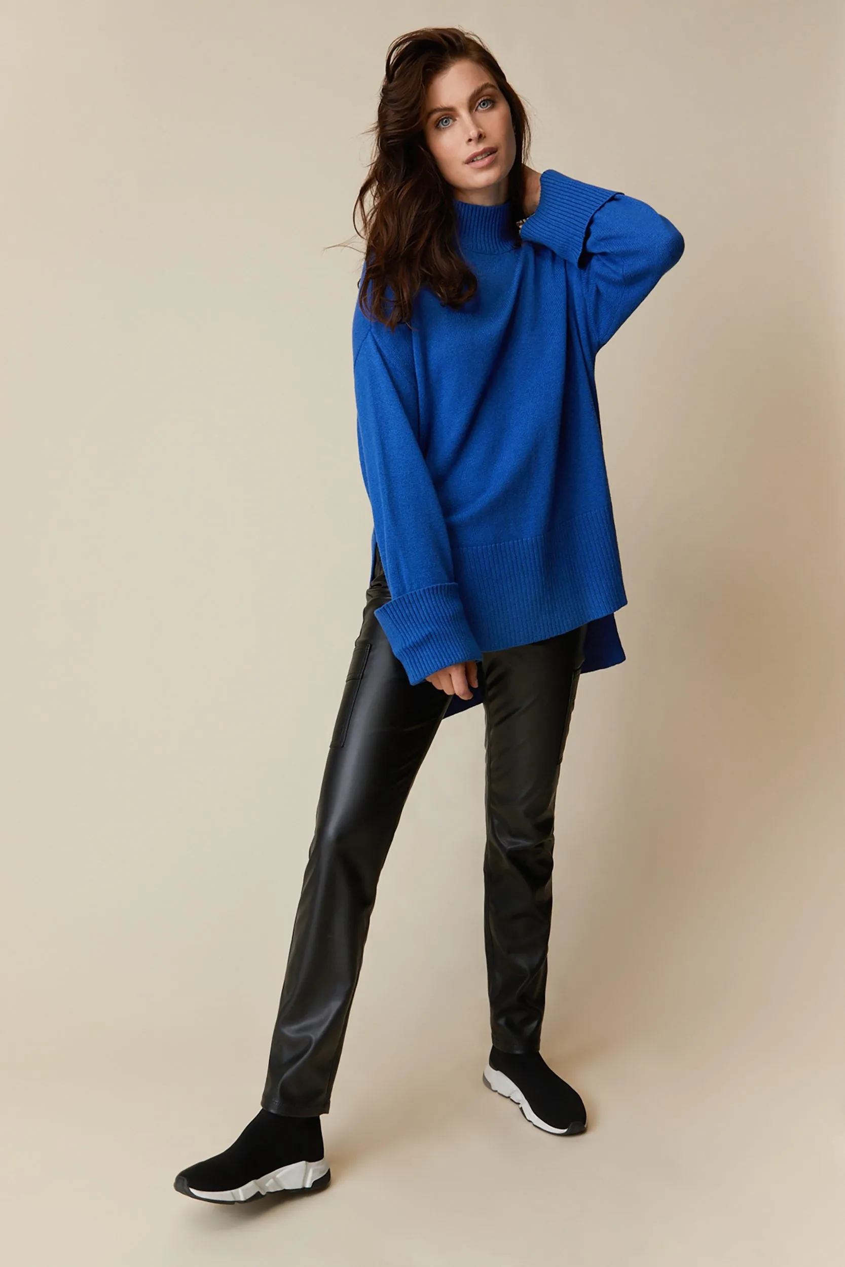 Cashmere blend sweater with large cropped sleeves sold by Tristan Style product image thumbnail 5