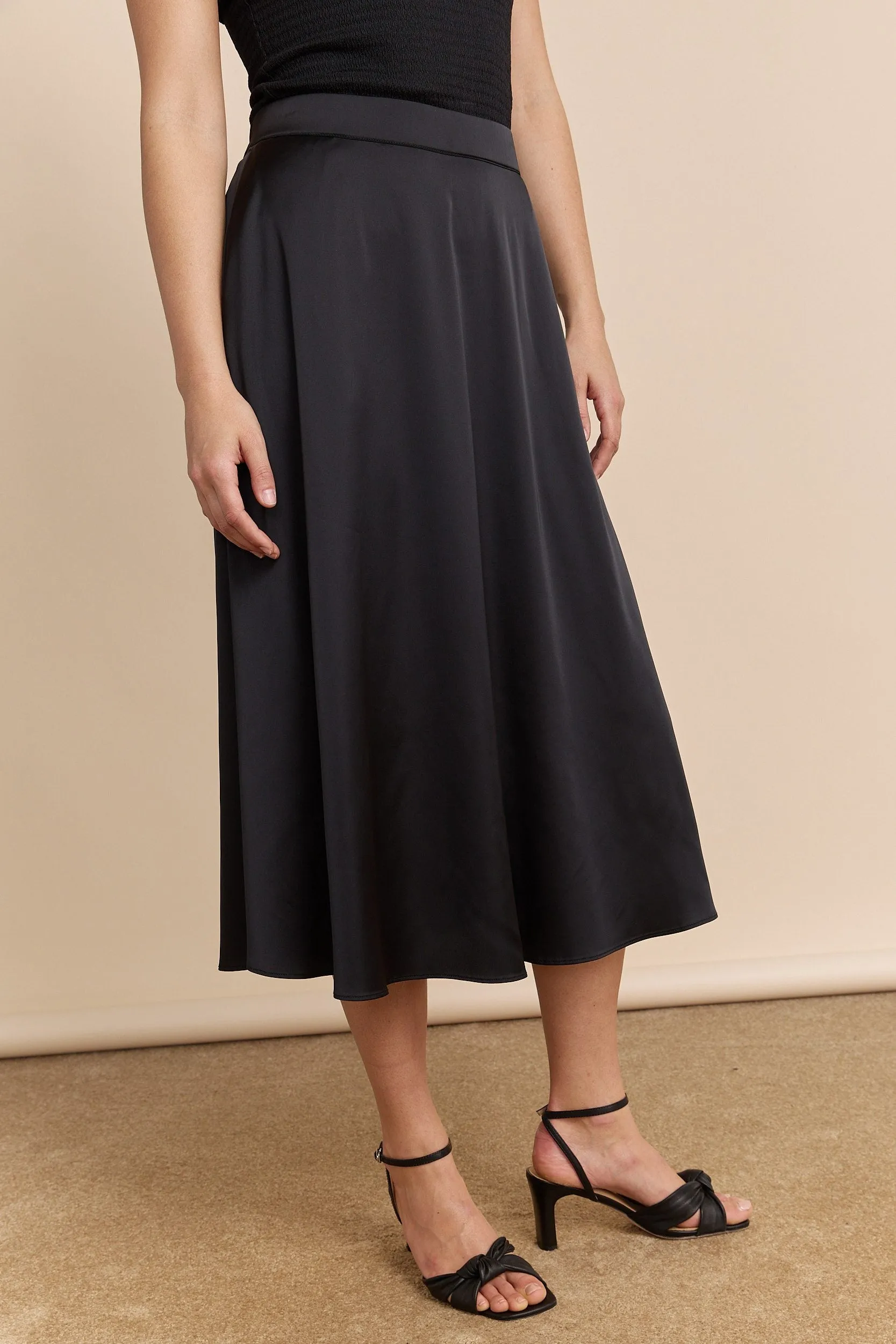 Satin skirt with elastic waist sold by Tristan Style product image thumbnail 4