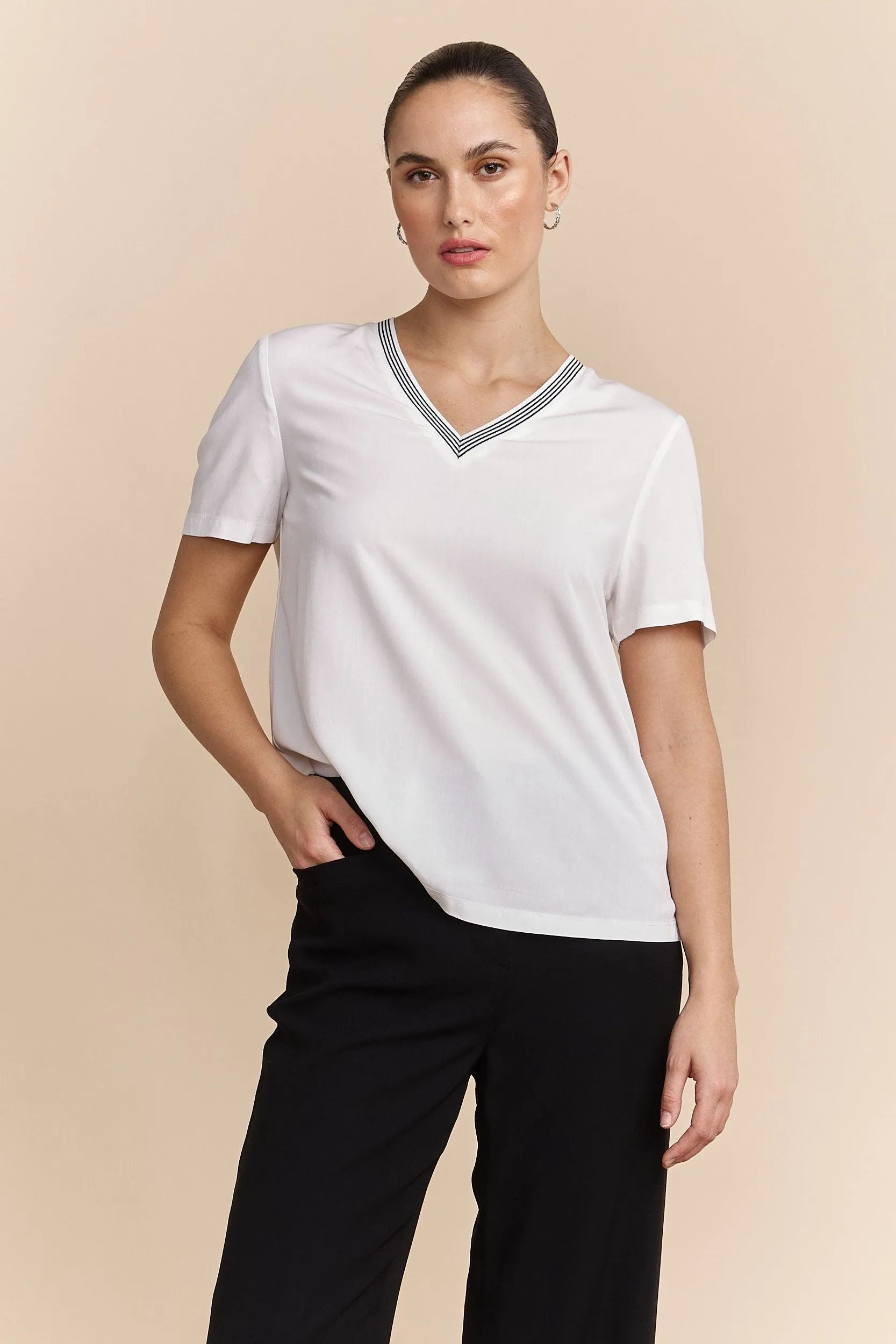 Short-sleeve top with jersey back sold by Tristan Style product image thumbnail 2