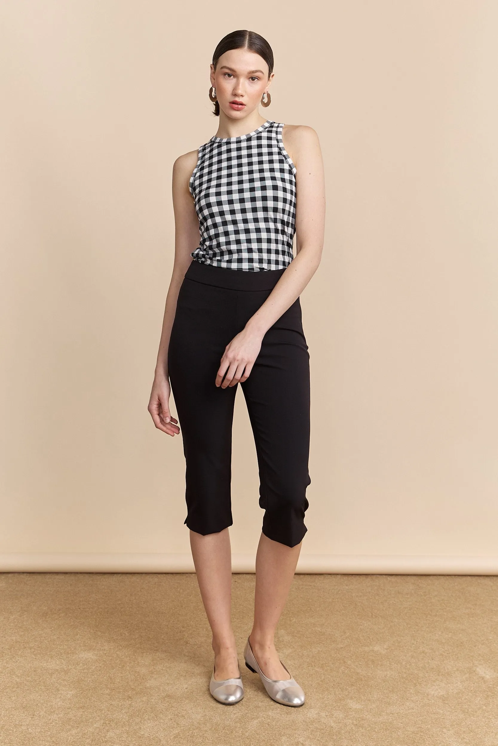 High waist capri with slit sold by Tristan Style product image thumbnail 5