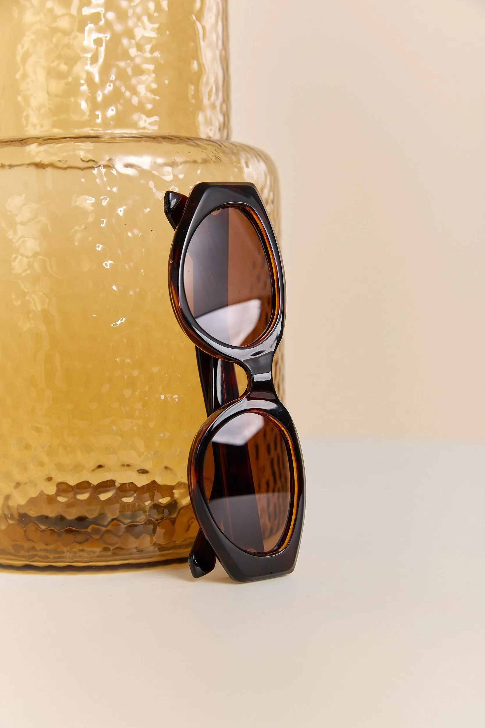 Privé Revaux NIGHT N DAY sunglasses sold by Tristan Style product image thumbnail 3