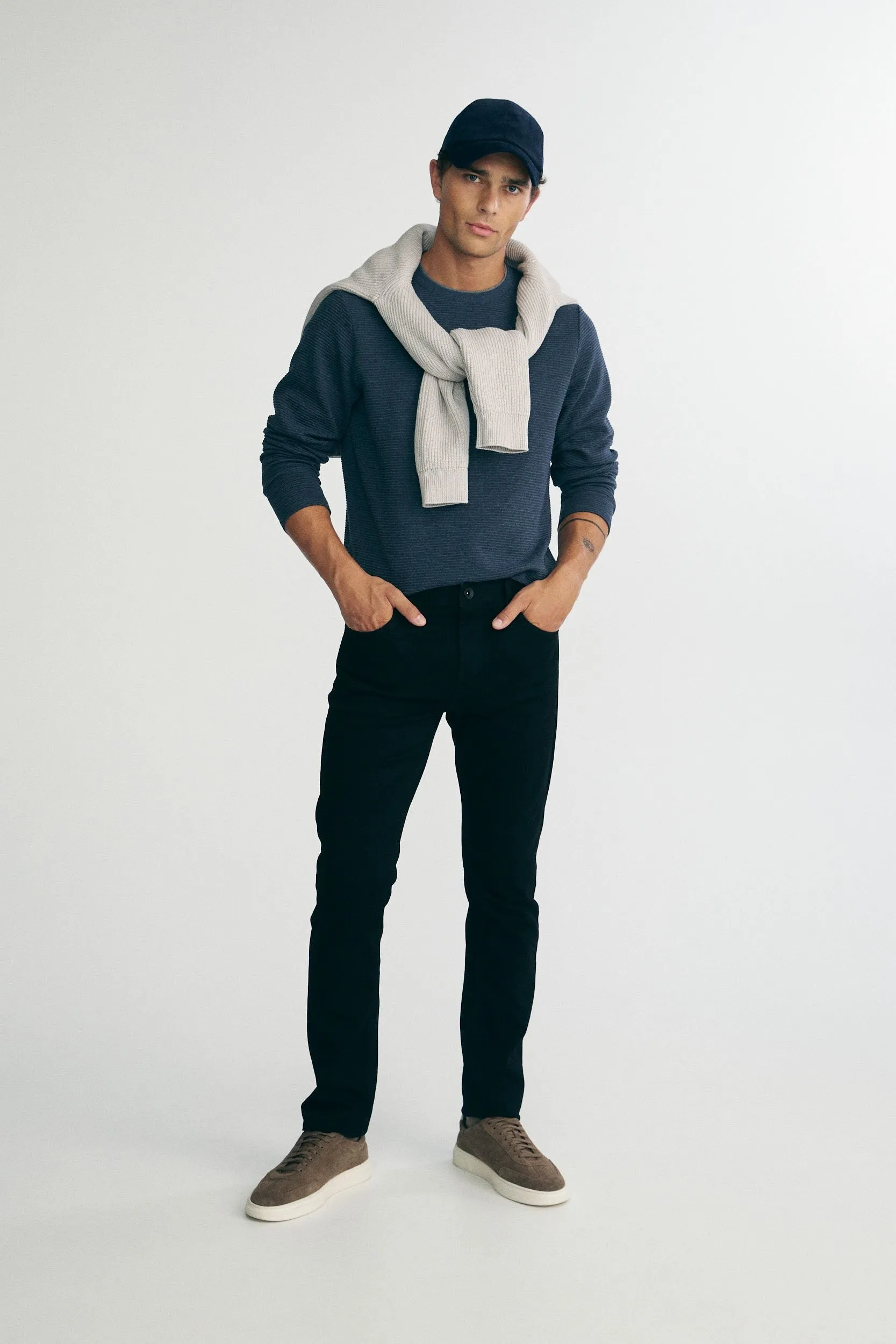 Five pockets slim jeans sold by Tristan Style