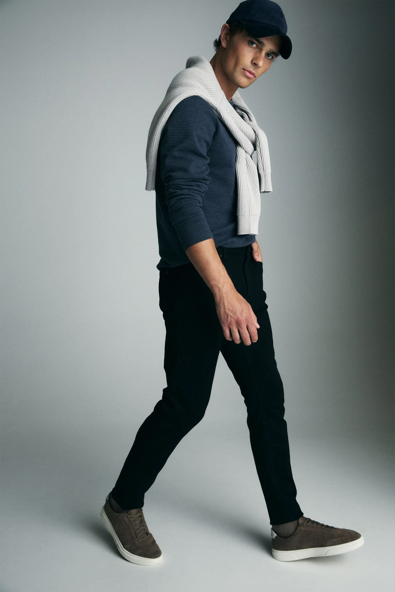 Five pockets slim jeans sold by Tristan Style product image thumbnail 4