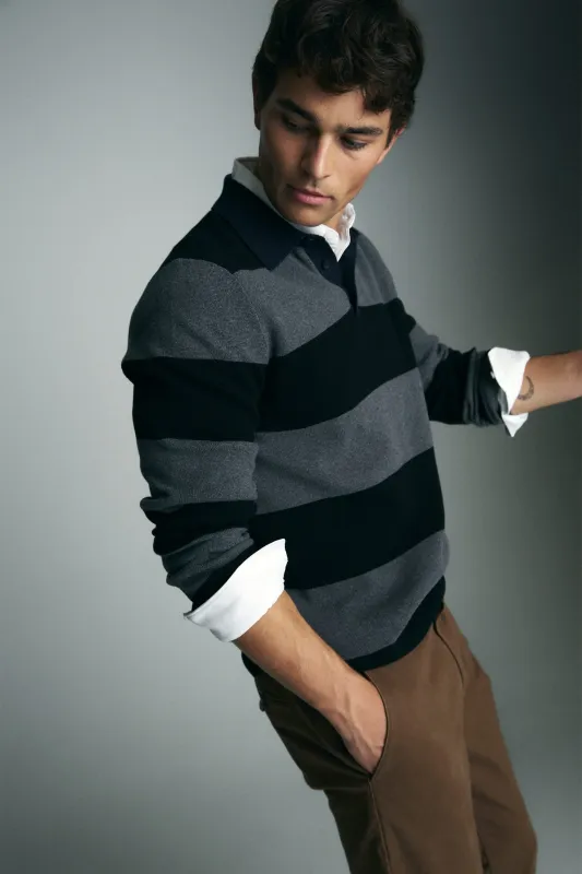 Color blocking knitted polo sold by Tristan Style
