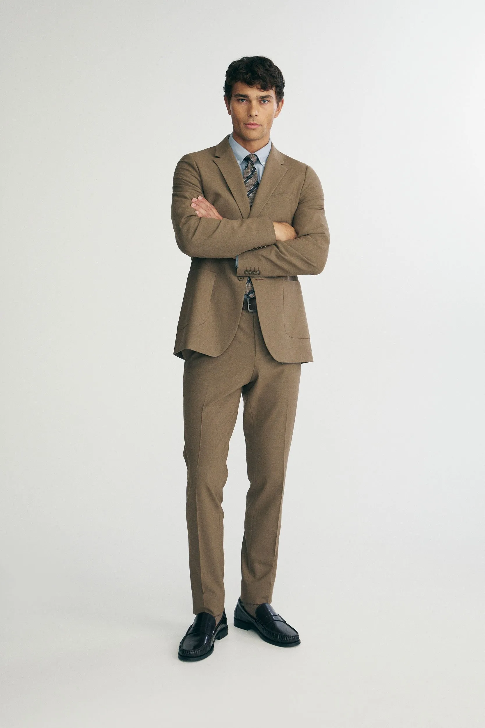 Solid color extra-fitted blazer sold by Tristan Style product image thumbnail 5