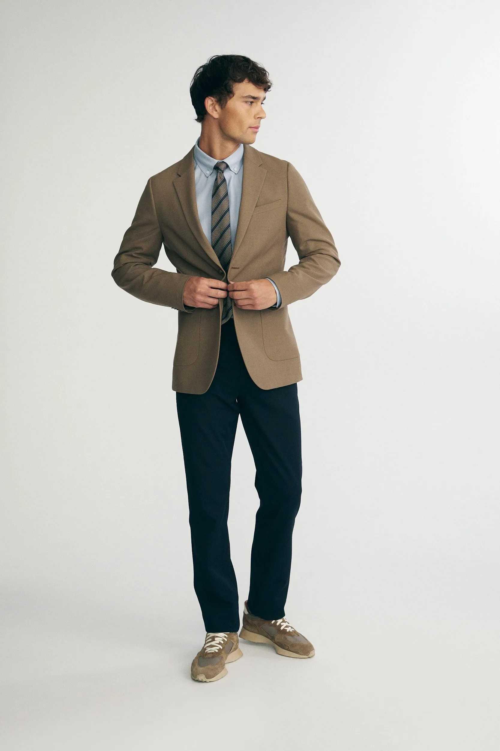 Solid color extra-fitted blazer sold by Tristan Style product image thumbnail 3