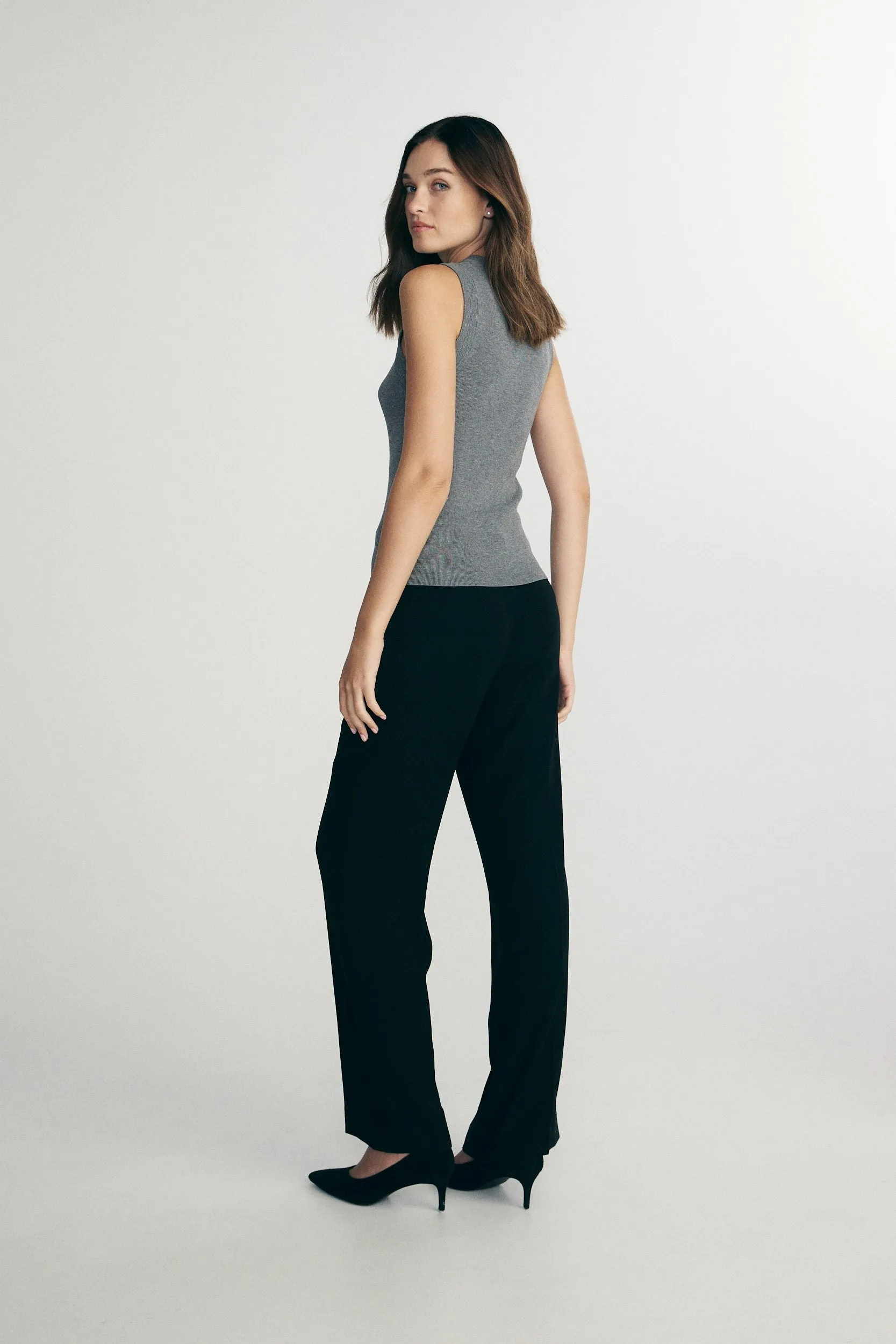 Sleeveless ribbed sweater sold by Tristan Style product image thumbnail 4