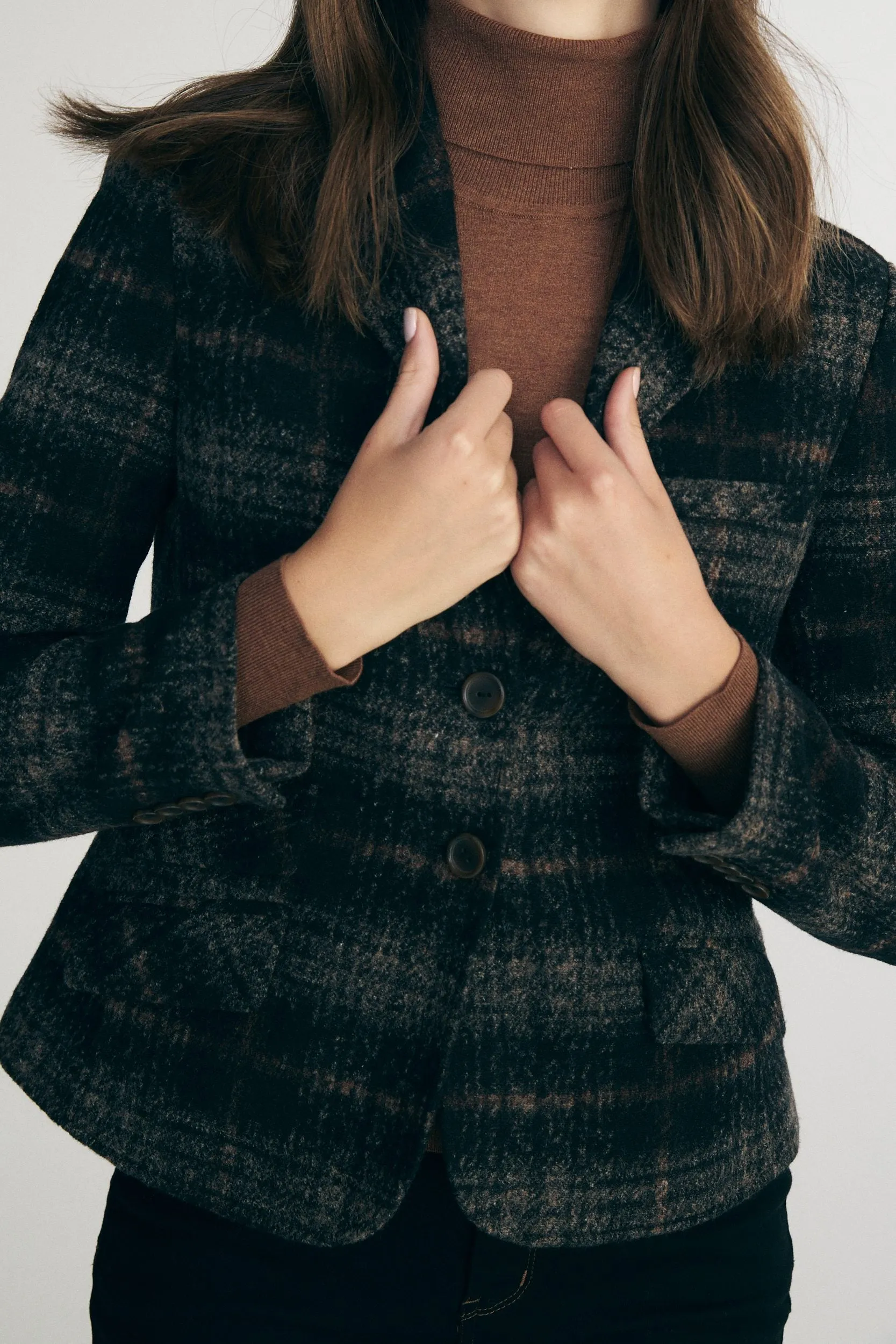 Plaid fitted blazer sold by Tristan Style