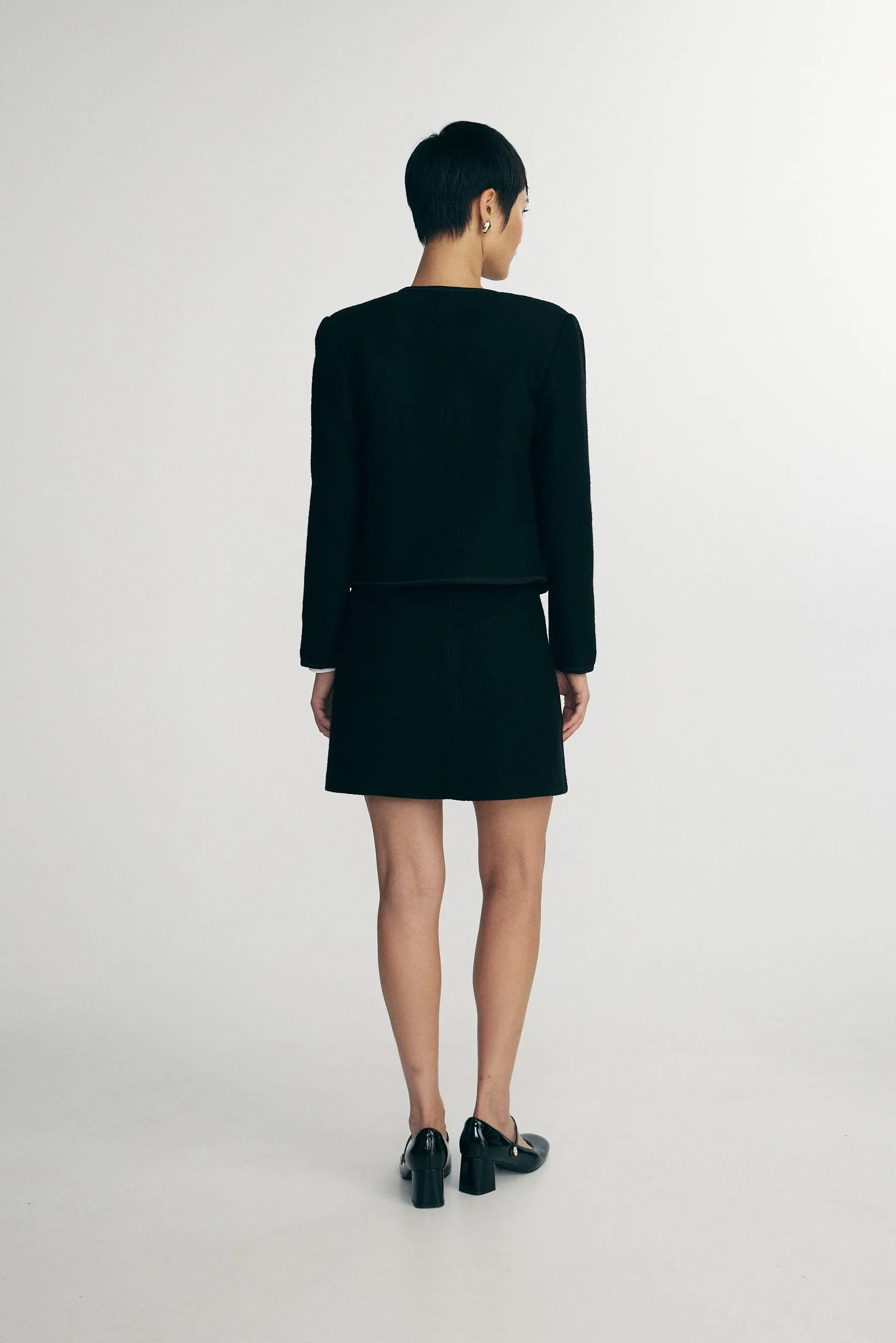 Short stretch blazer sold by Tristan Style product image thumbnail 2