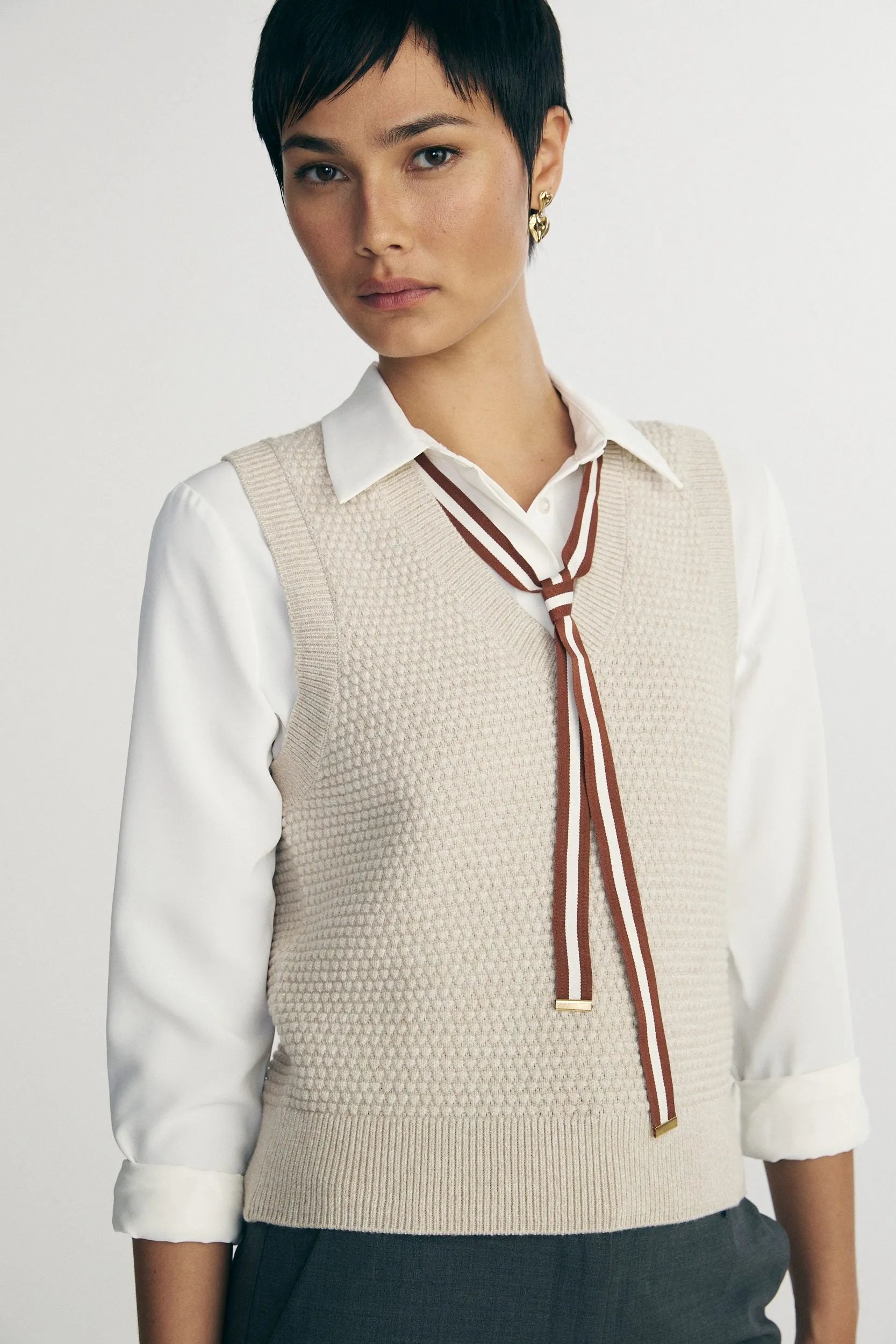 Sleeveless sweater sold by Tristan Style product image thumbnail 5