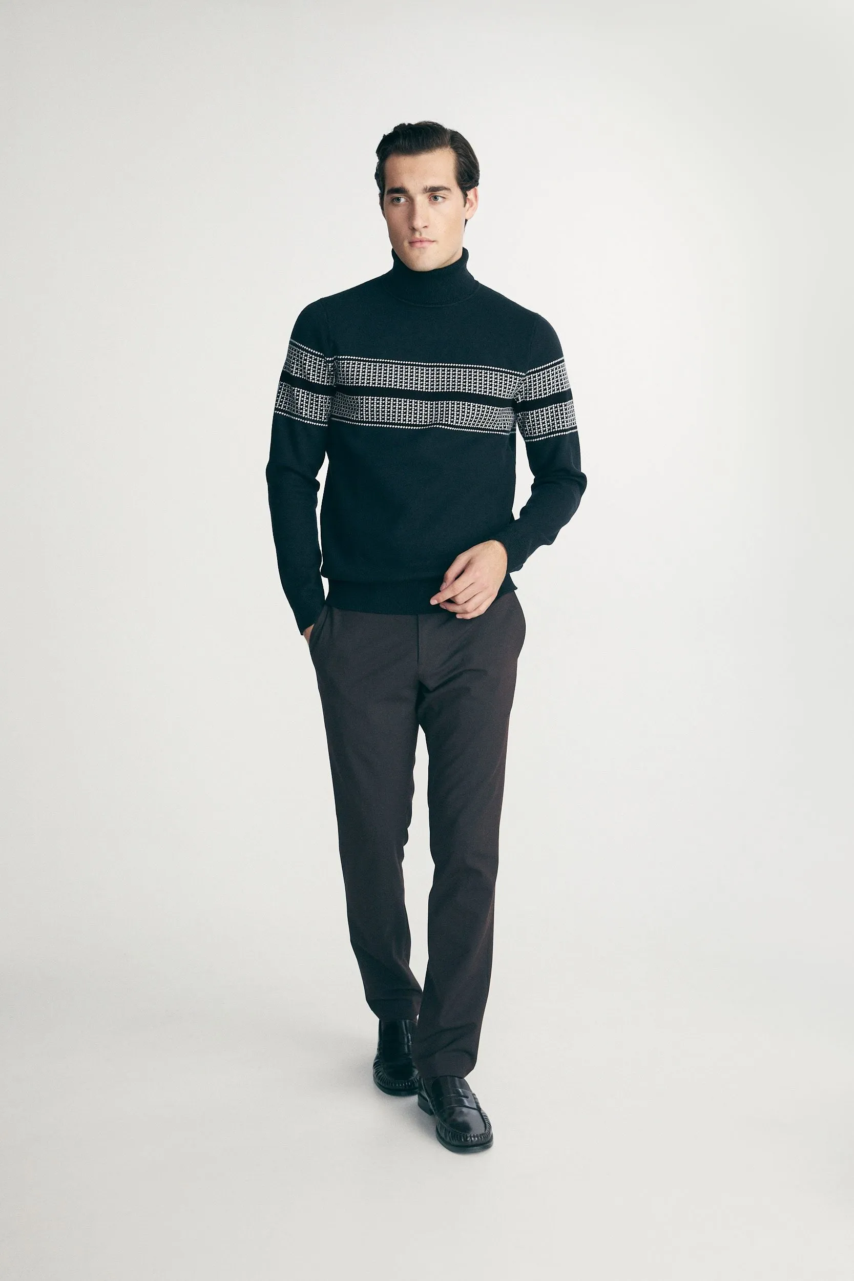 Houndstooth jacquard sweater sold by Tristan Style product image thumbnail 3