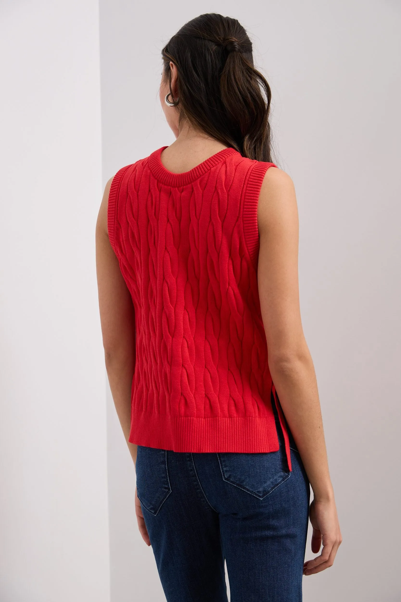 Sleeveless sweater tied at the sides sold by Tristan Style product image thumbnail 4