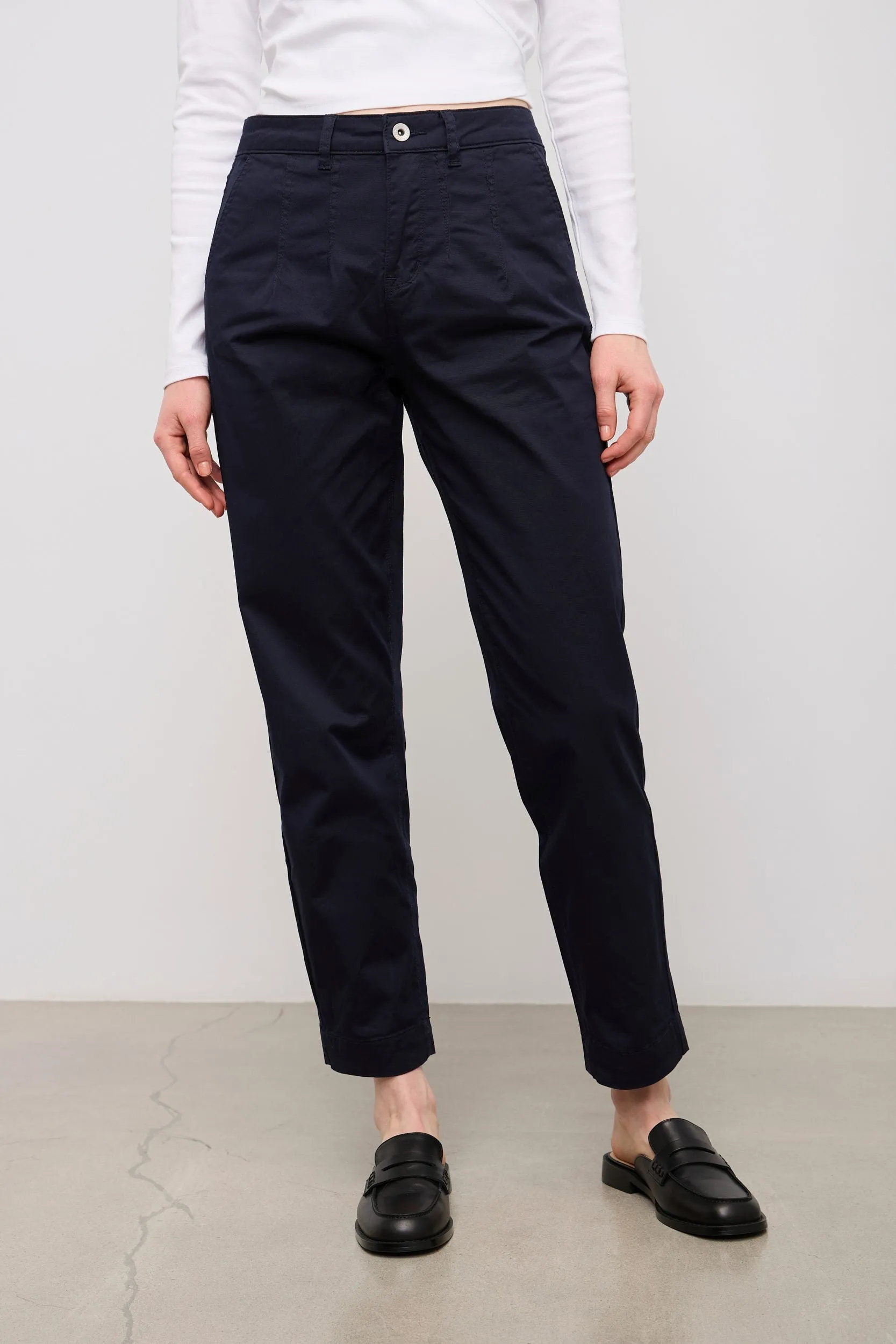 High waisted pants with darts sold by Tristan Style product image thumbnail 4