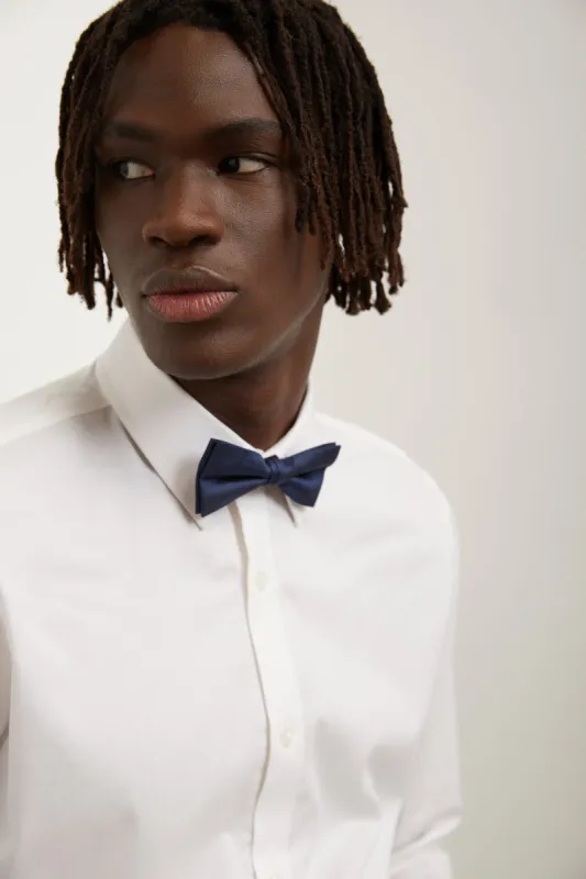 Silk bow tie sold by Tristan Style