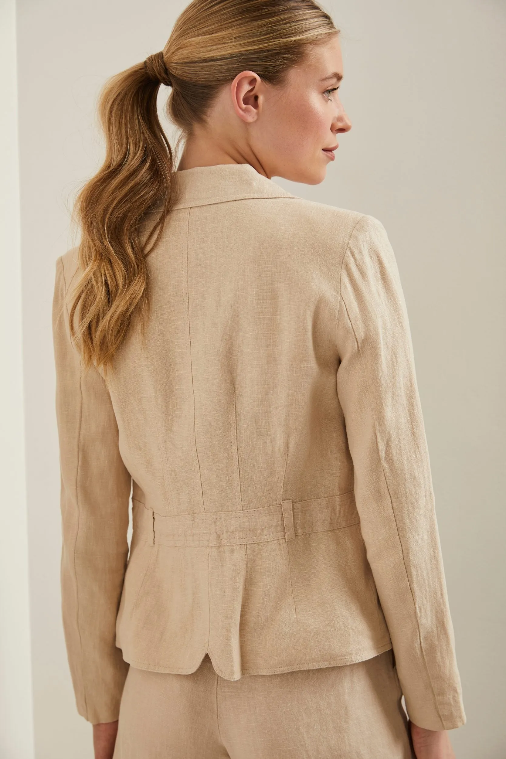 Casual linen blazer with drawstring sold by Tristan Style product image thumbnail 5