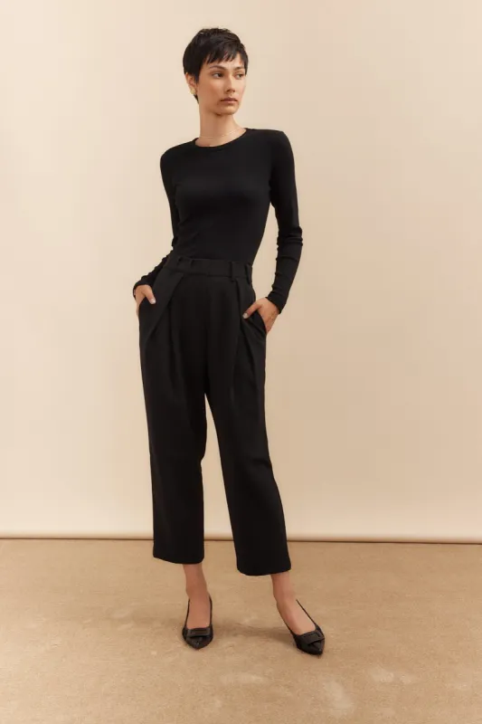 Fluid pant with pleats sold by Tristan Style