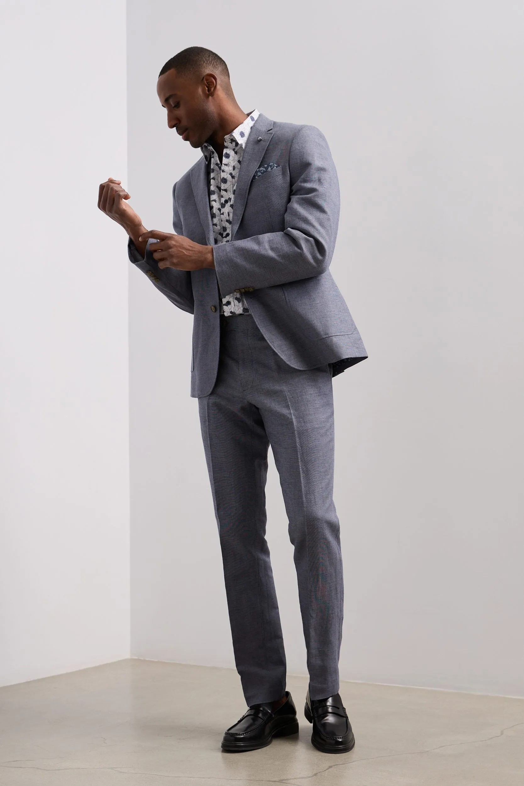 Urban fit linen pants sold by Tristan Style