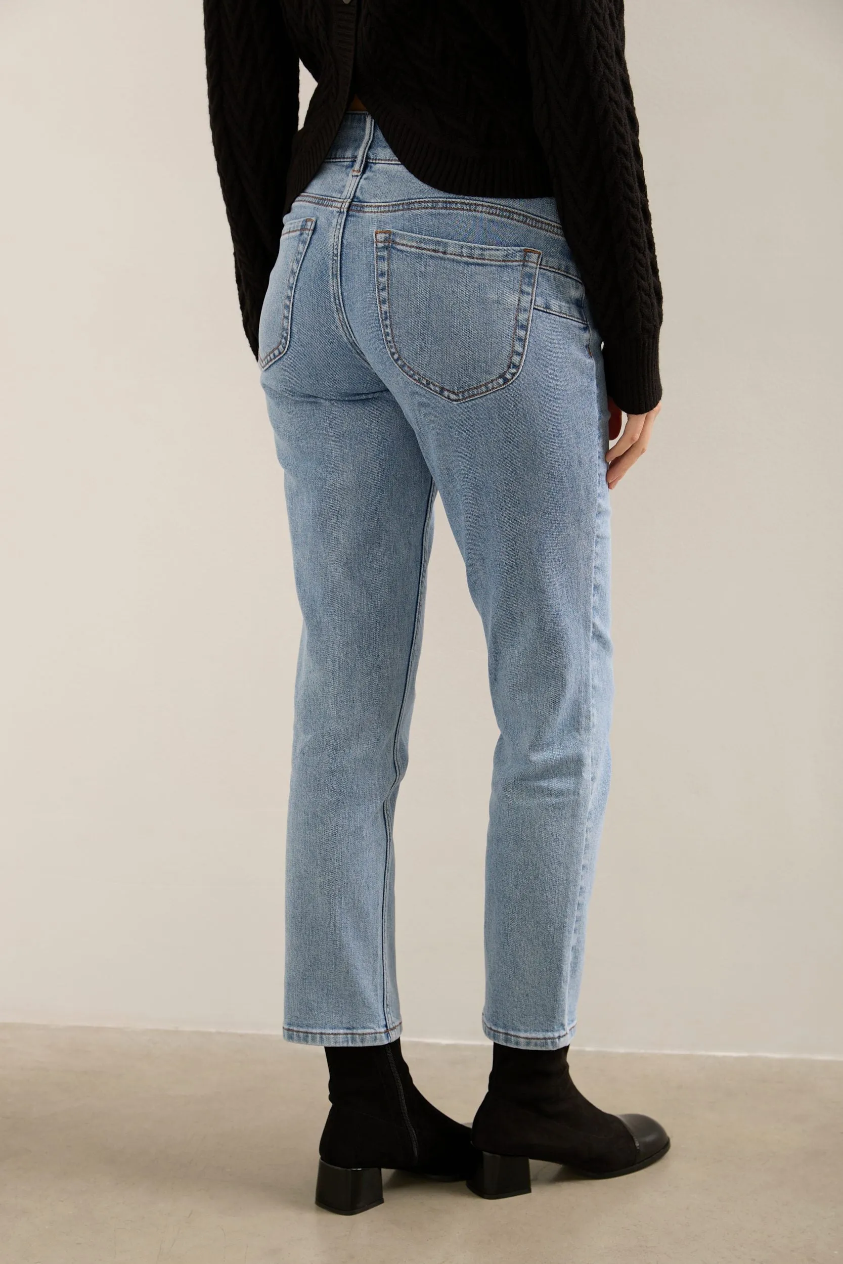Push up high waisted jeans sold by Tristan Style product image thumbnail 2
